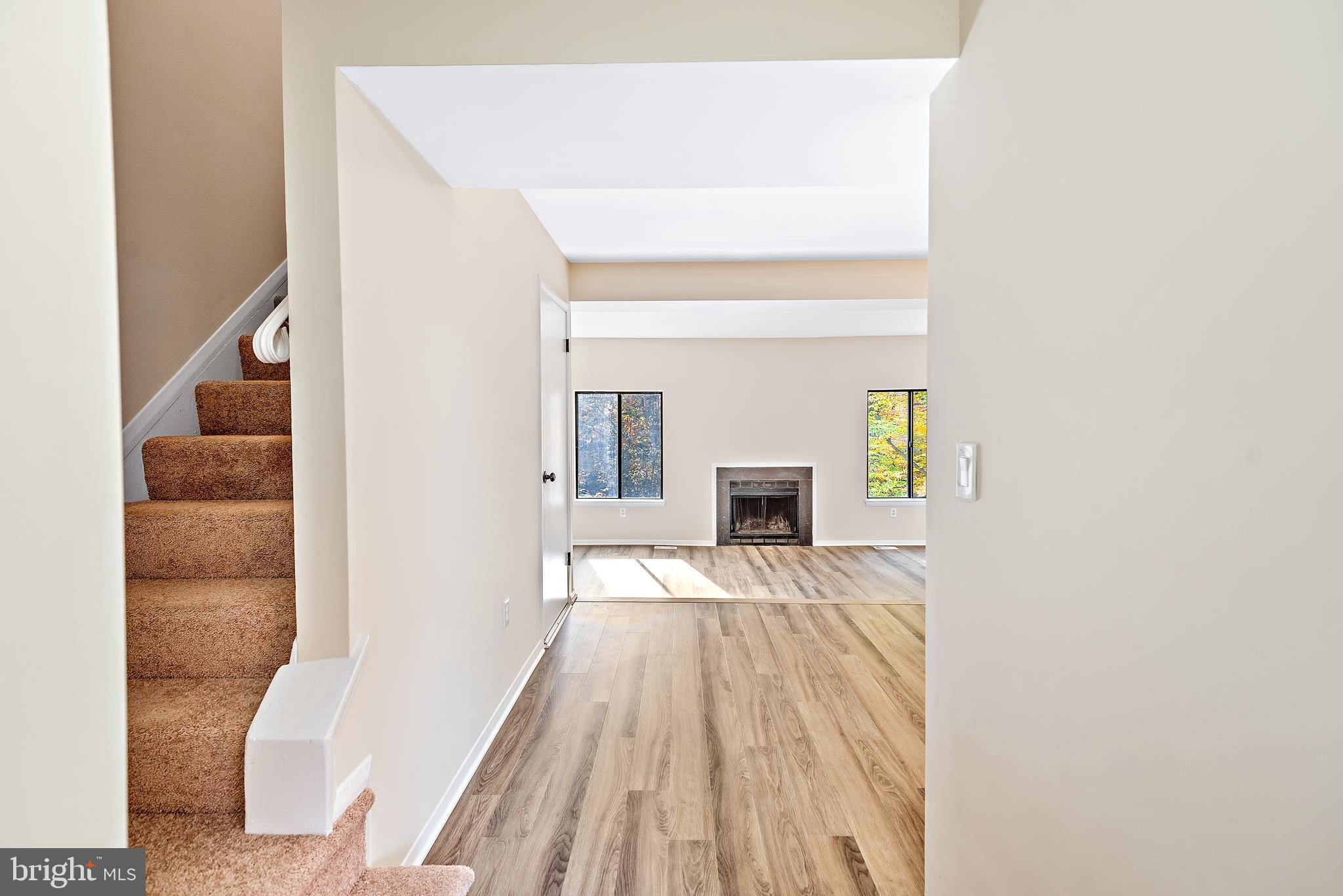 1228 HEARTWOOD COURT