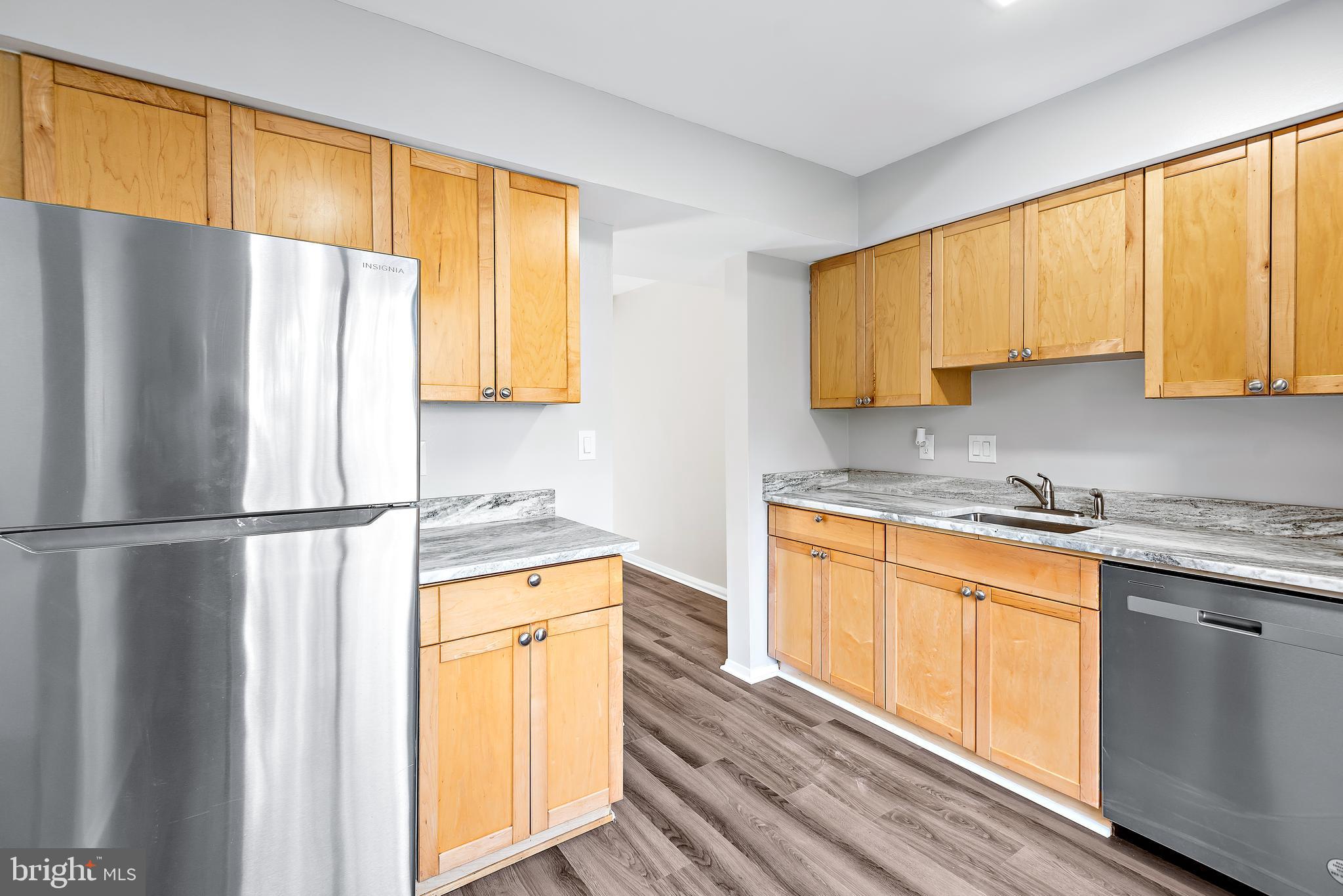1228 HEARTWOOD COURT