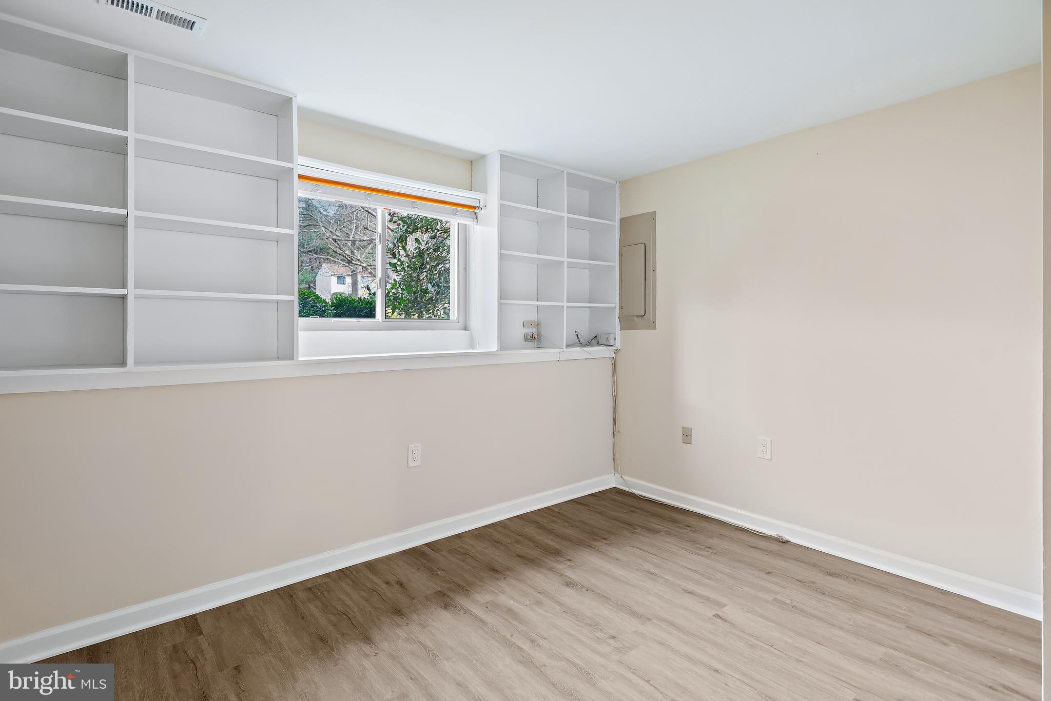 1154 GREENHILL ROAD