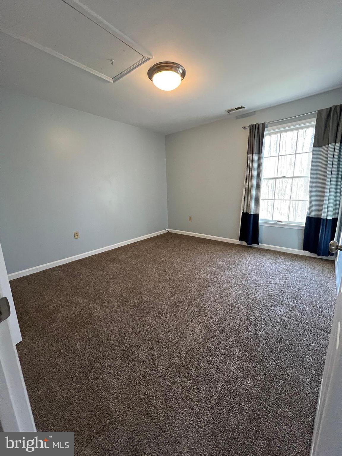 1487 CEDARHURST ROAD