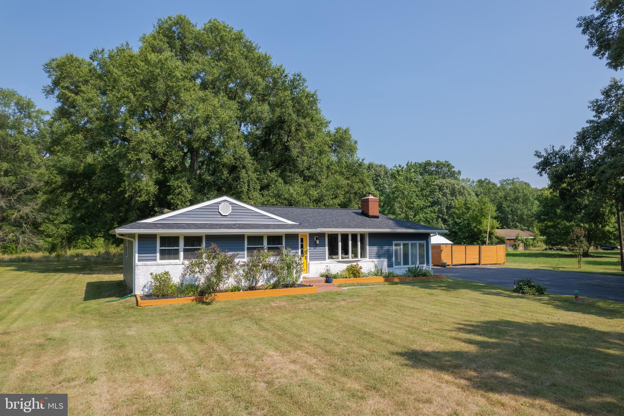 5169 CHALK POINT ROAD