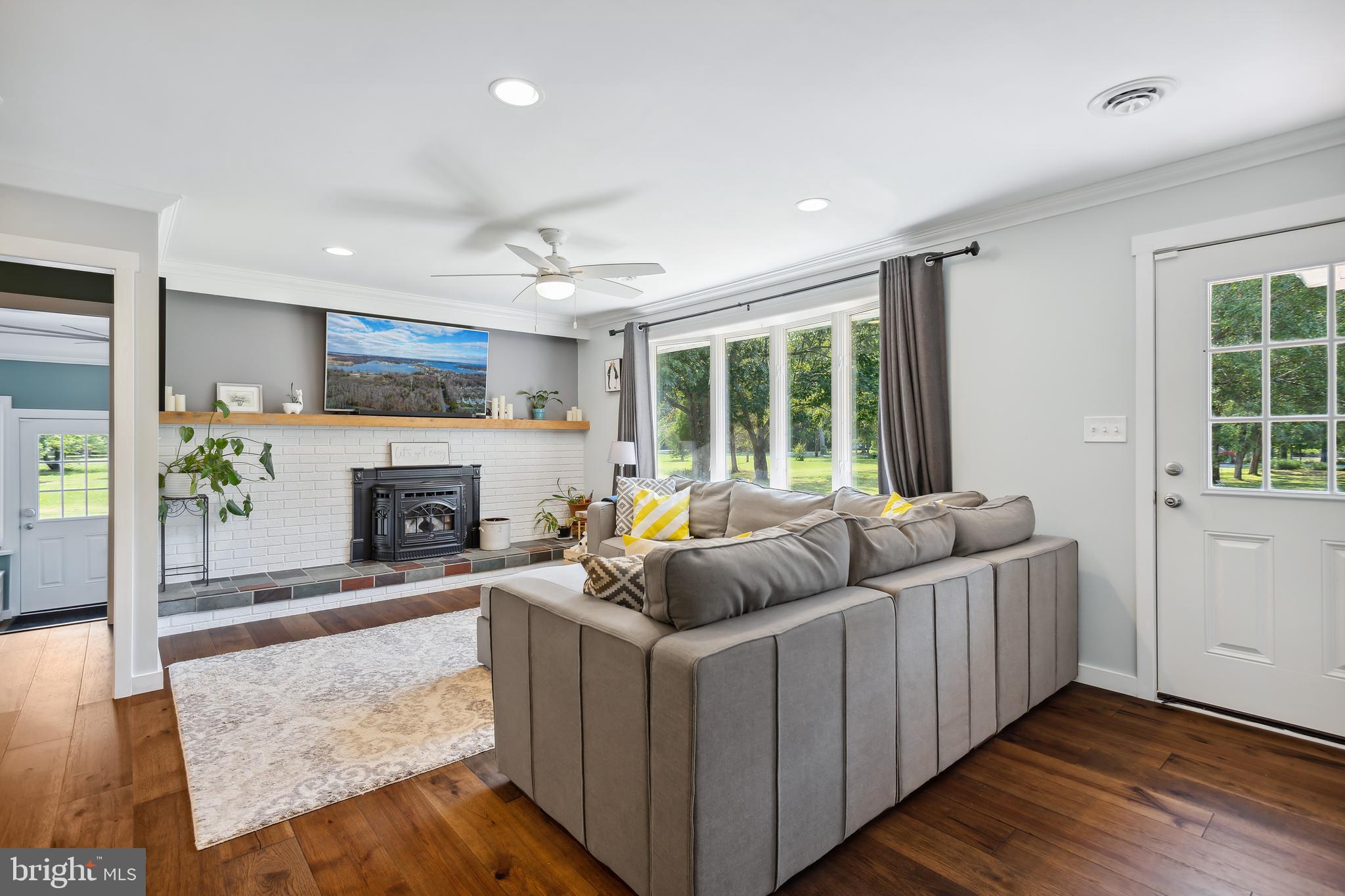 5169 CHALK POINT ROAD