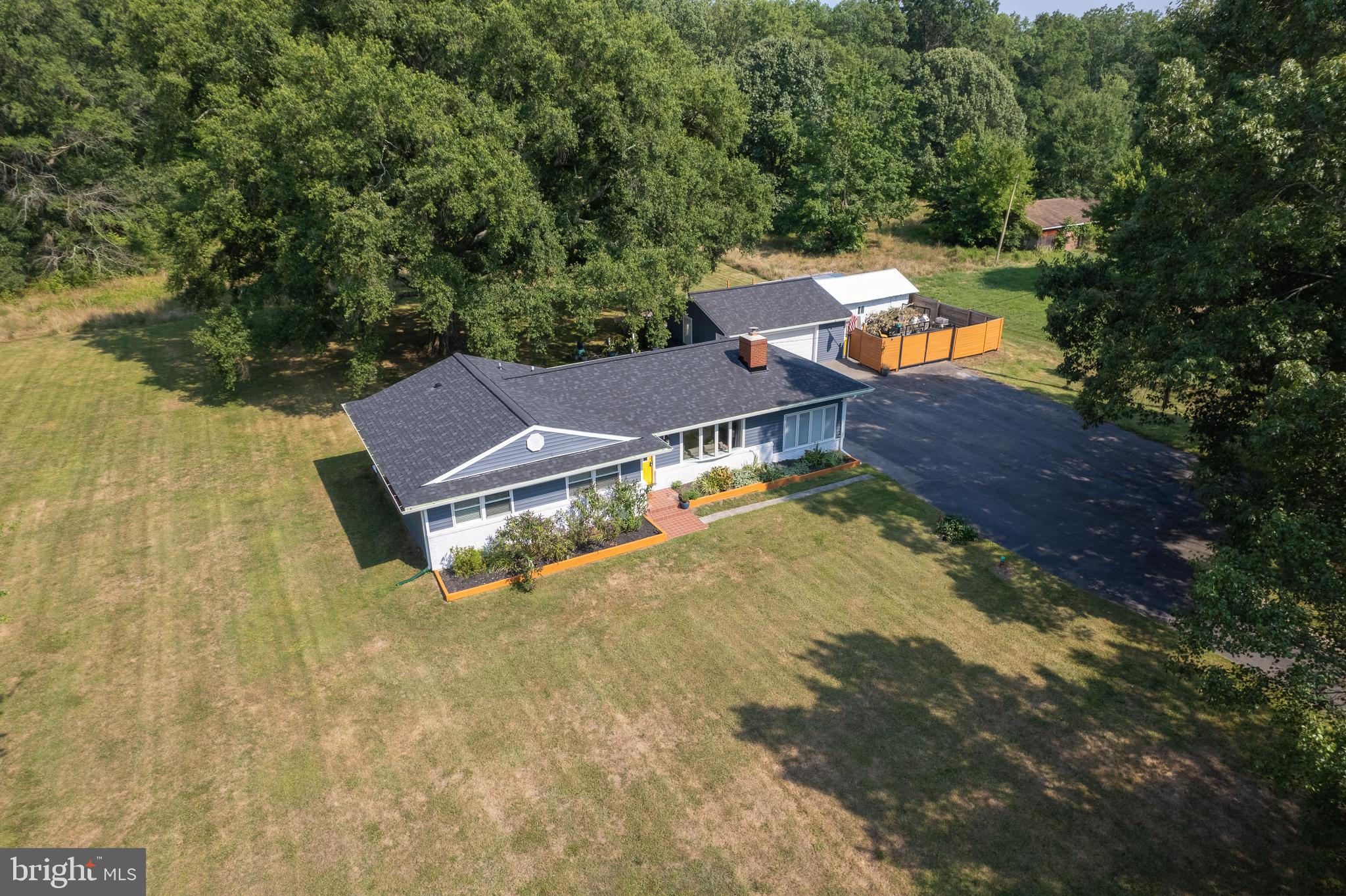 5169 CHALK POINT ROAD