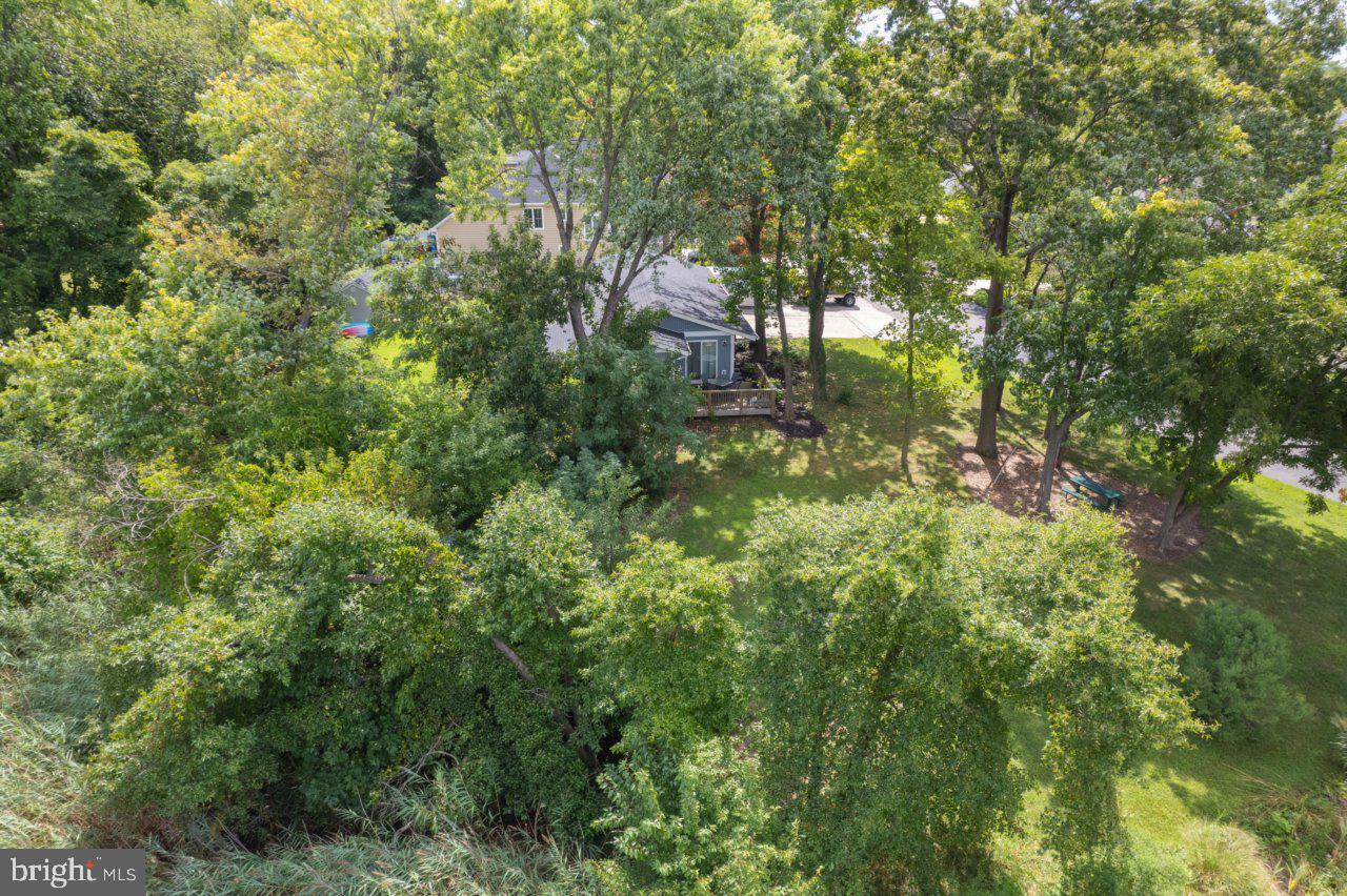 724 SHORE DRIVE