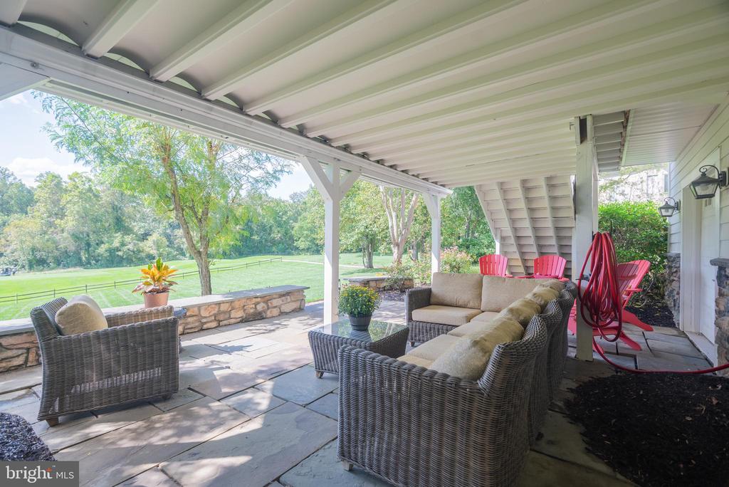 5406 RAPIDAN COURT