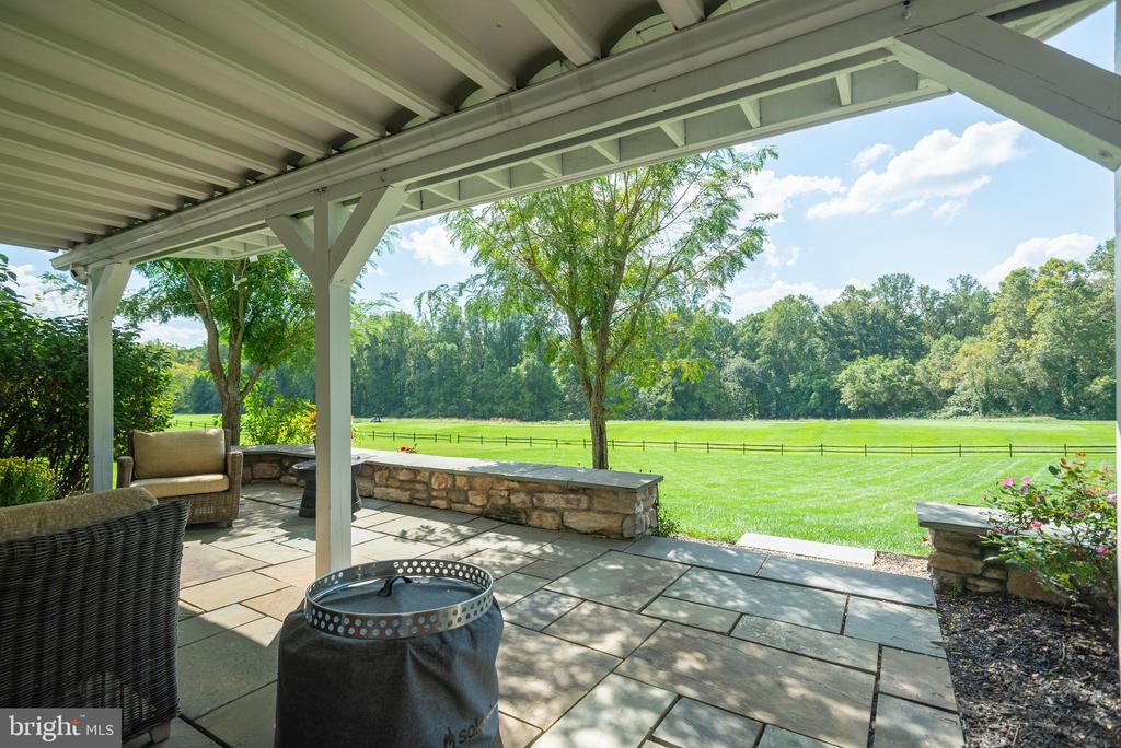 5406 RAPIDAN COURT