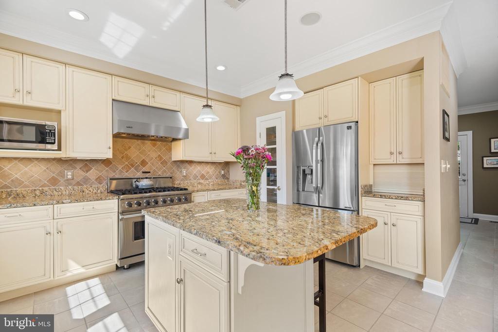 5406 RAPIDAN COURT