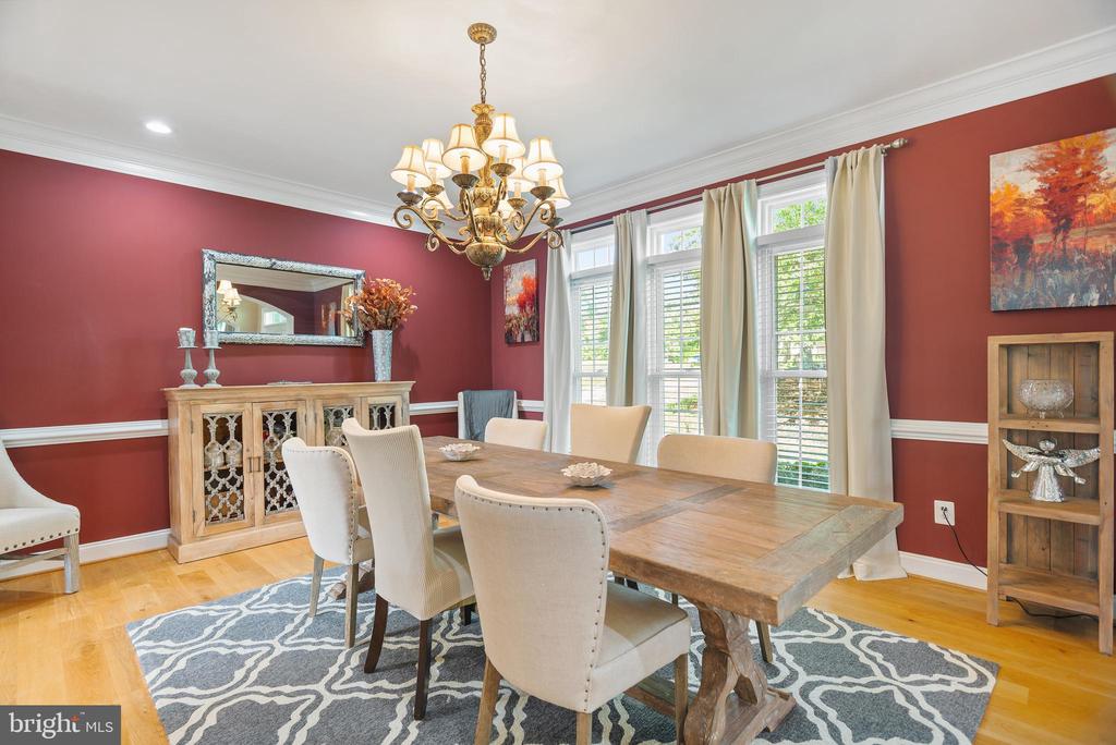 5406 RAPIDAN COURT