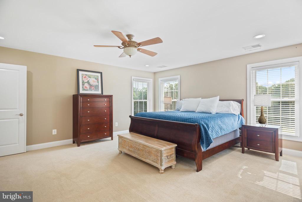 5406 RAPIDAN COURT