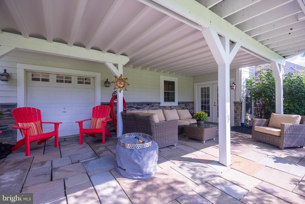 5406 RAPIDAN COURT