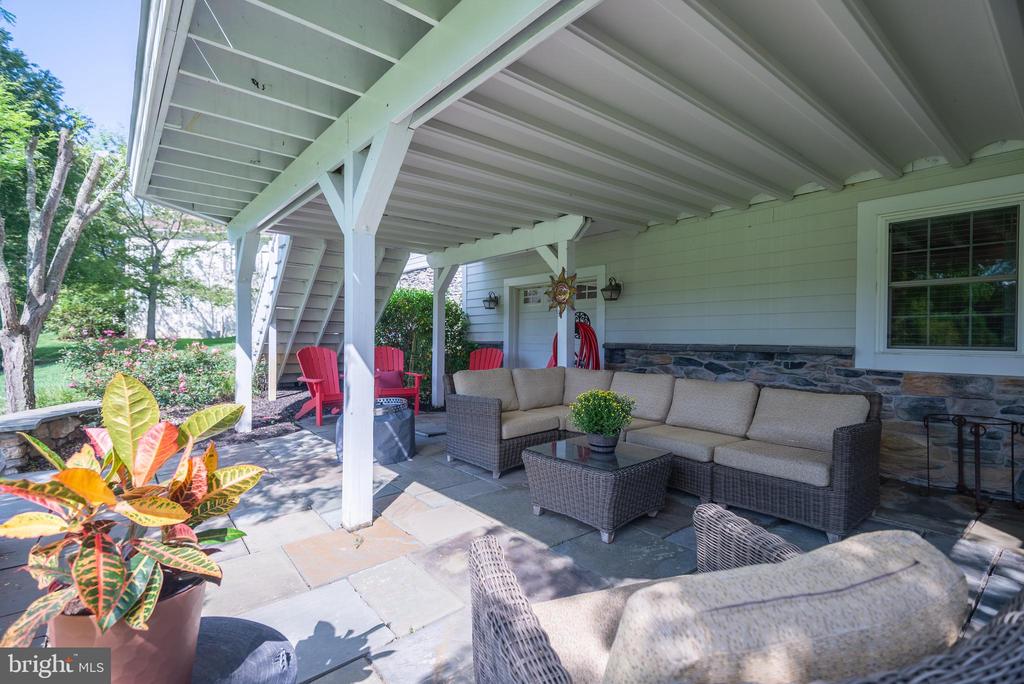 5406 RAPIDAN COURT