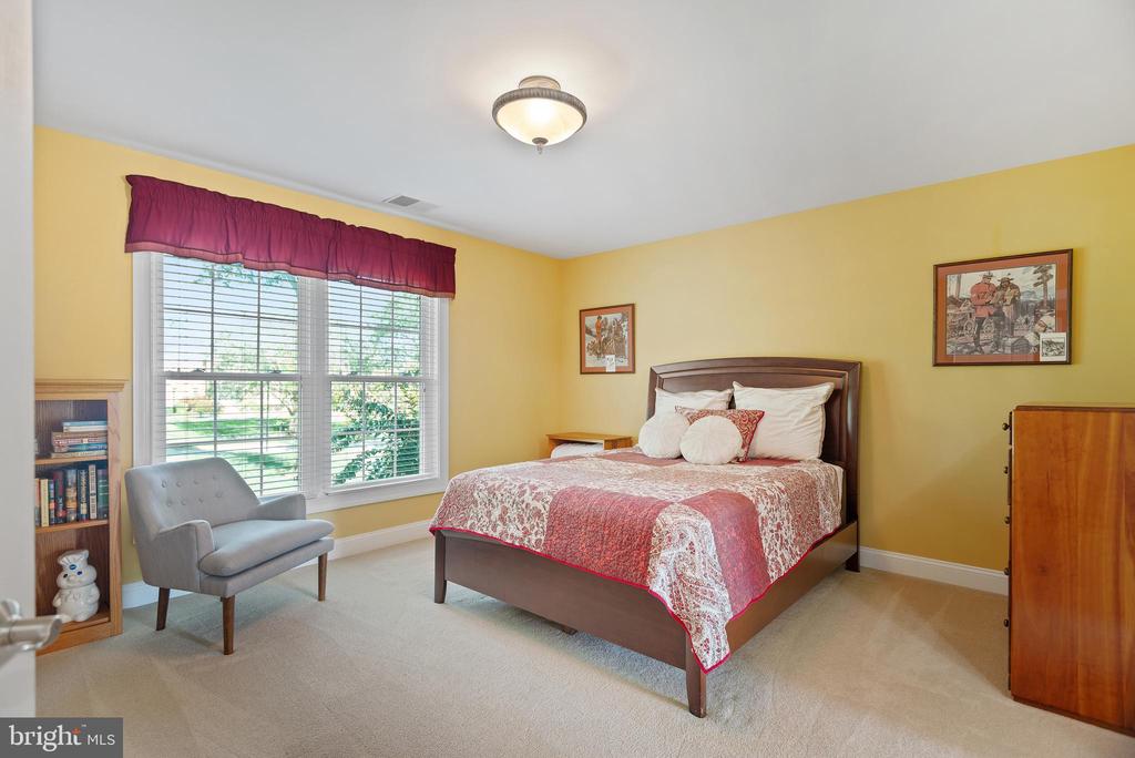 5406 RAPIDAN COURT