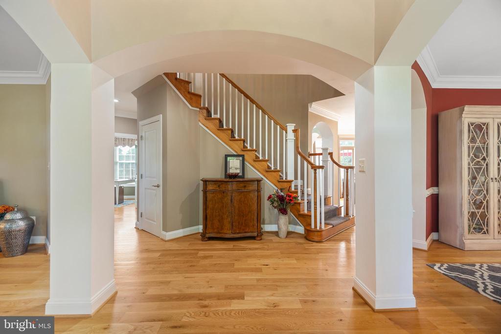 5406 RAPIDAN COURT
