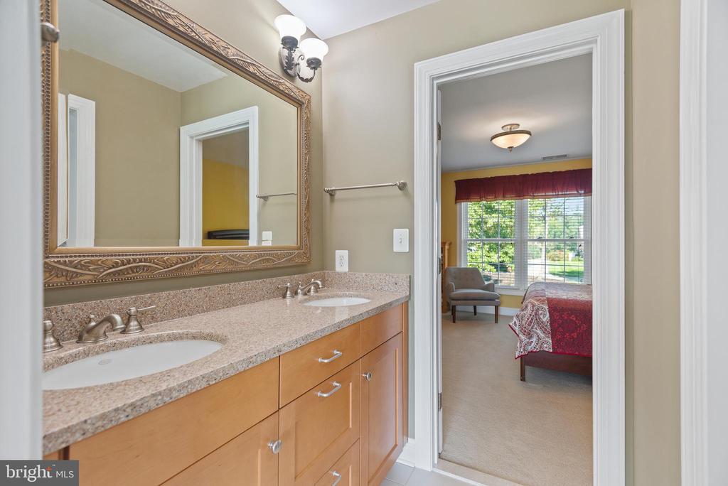 5406 RAPIDAN COURT