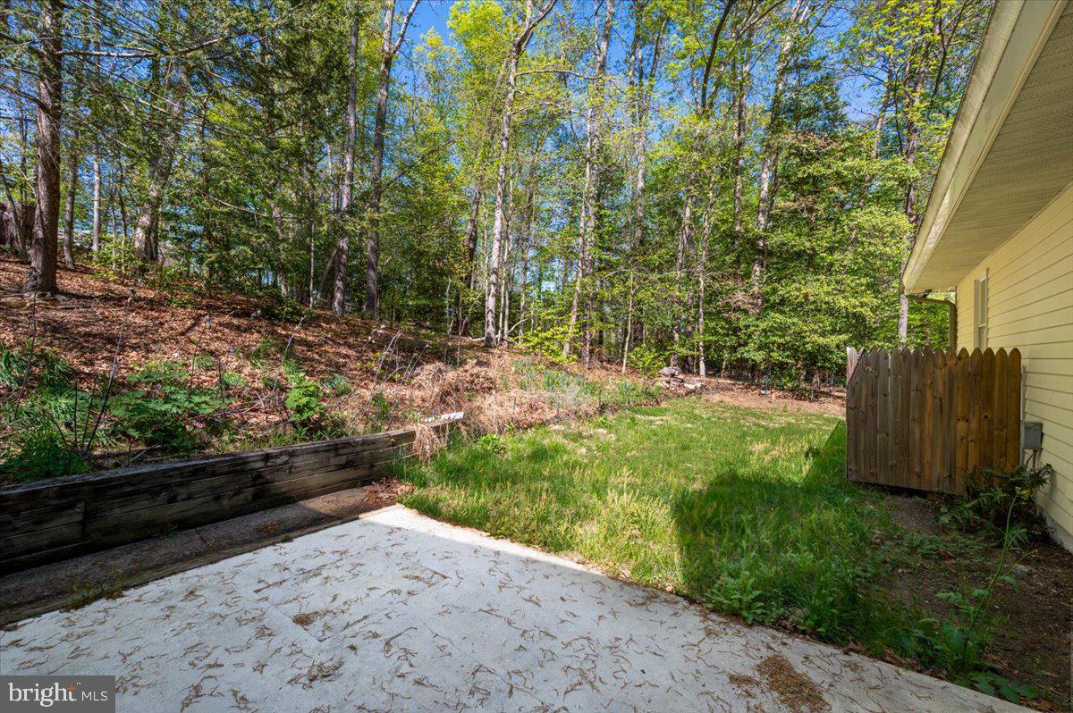690 DISCOVERY ROAD