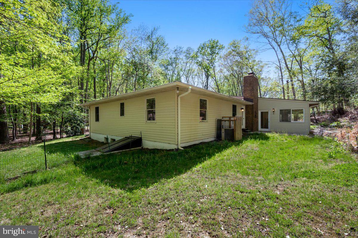 690 DISCOVERY ROAD