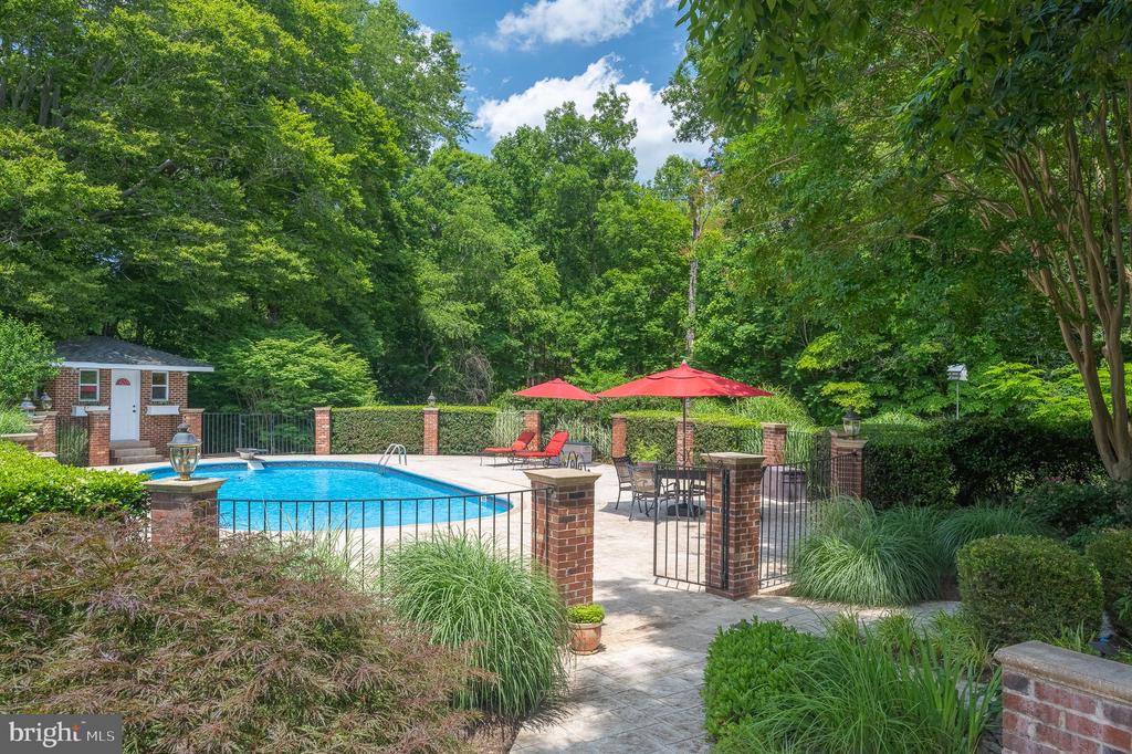 916 UPPER PINDELL ROAD