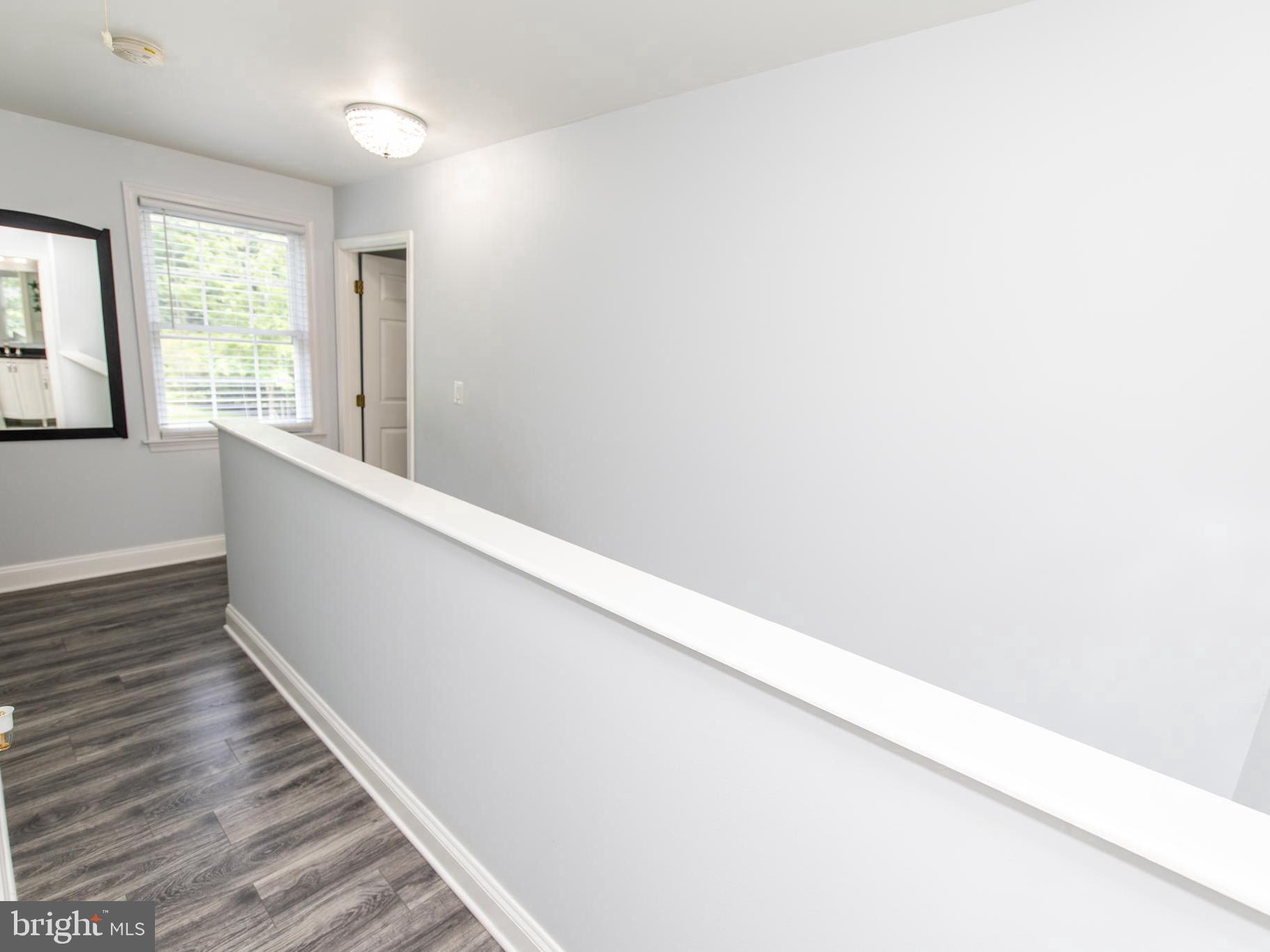 921 W BENNING ROAD