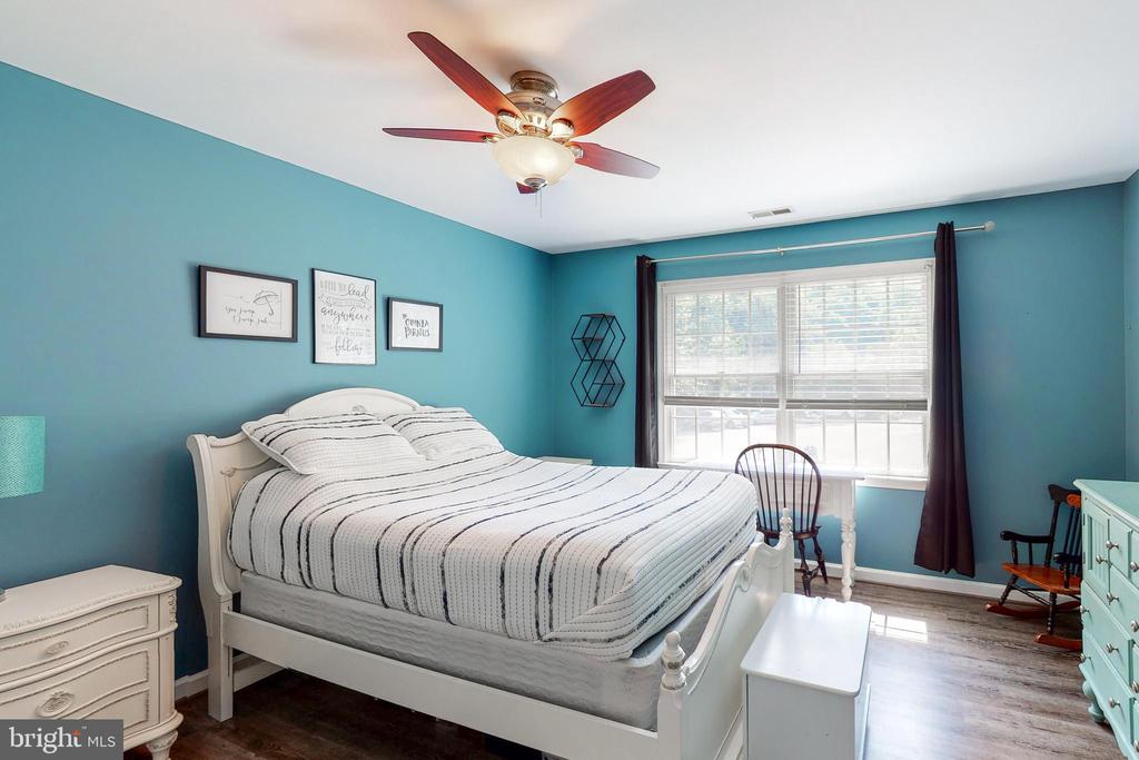 5630 BUCCANEER COURT