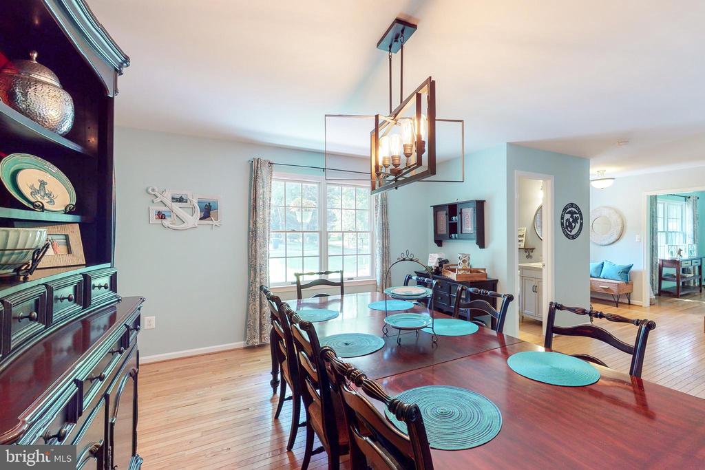 5630 BUCCANEER COURT