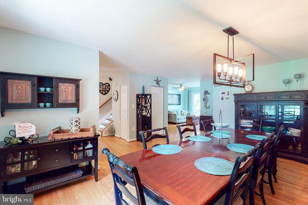 5630 BUCCANEER COURT