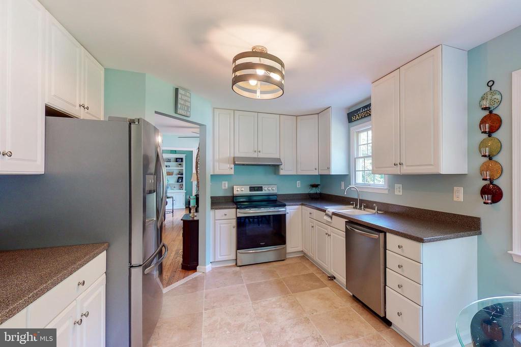 5630 BUCCANEER COURT