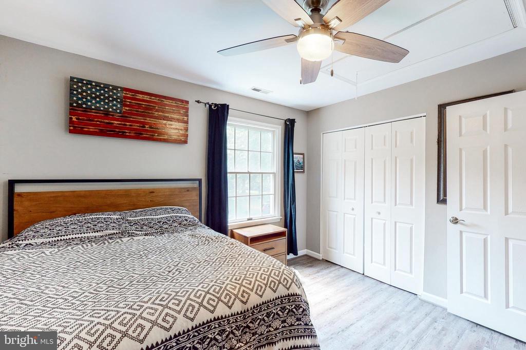 5630 BUCCANEER COURT
