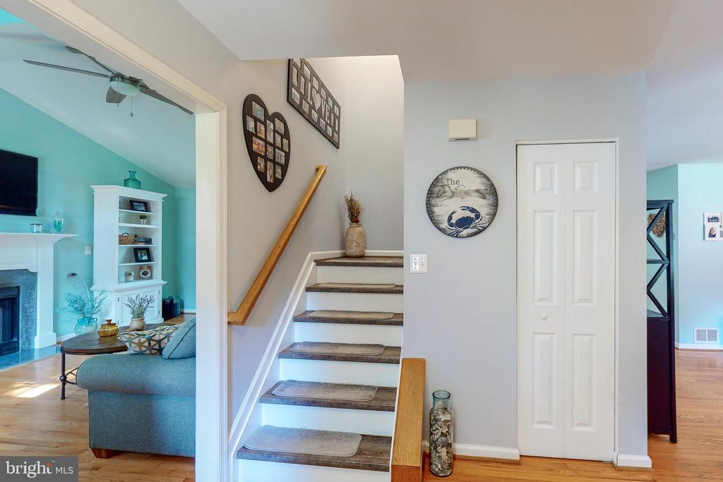 5630 BUCCANEER COURT