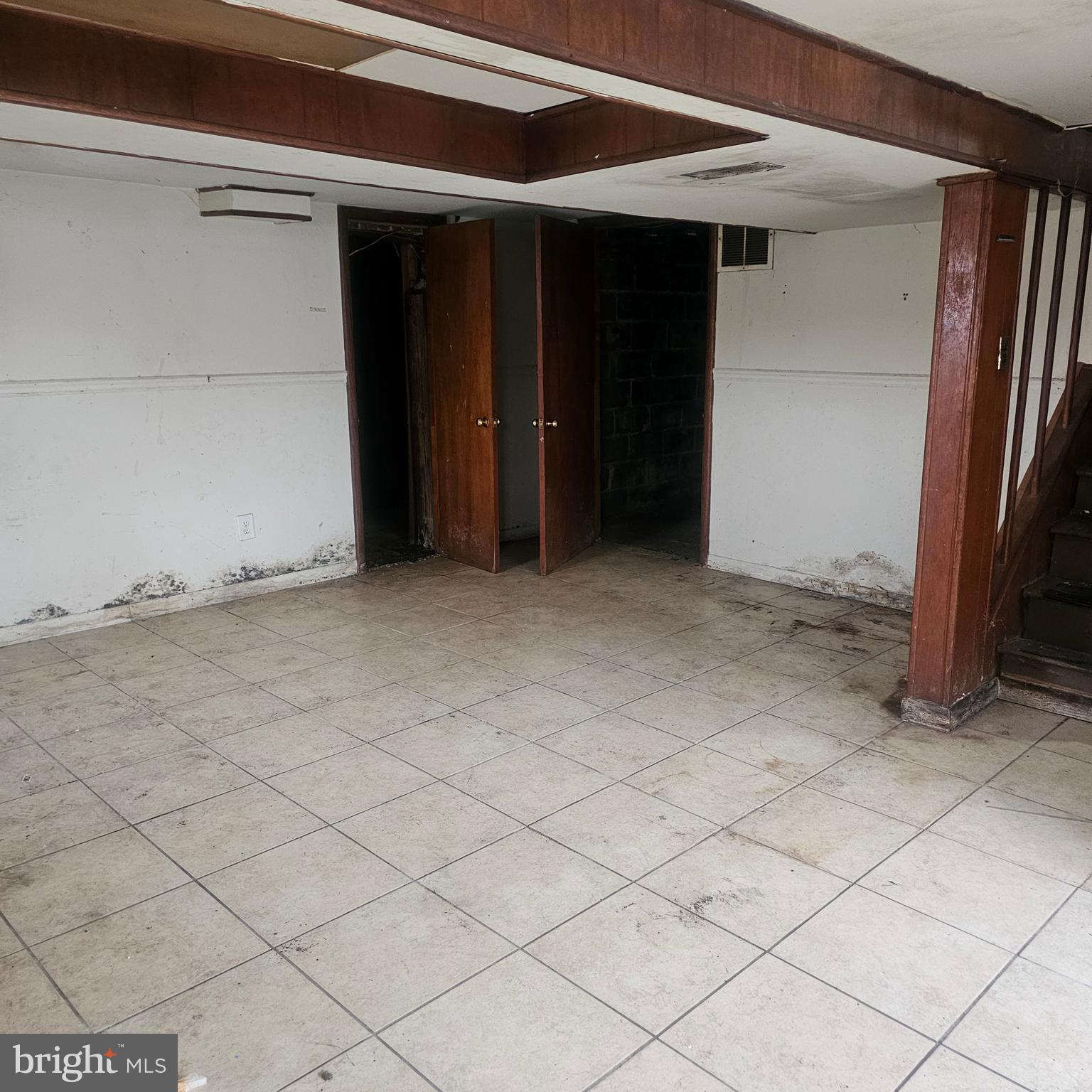 6418 ELLIOTT PLACE