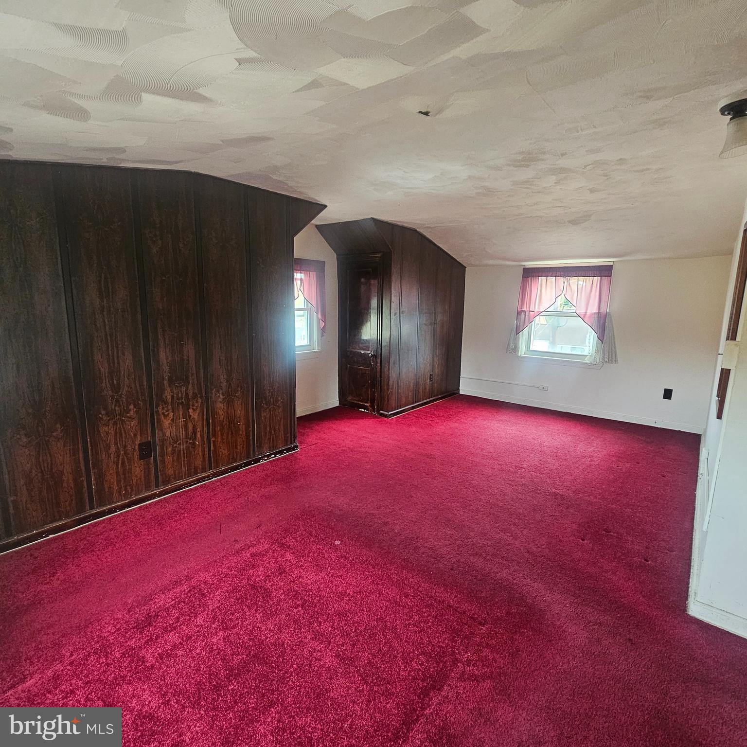 6418 ELLIOTT PLACE