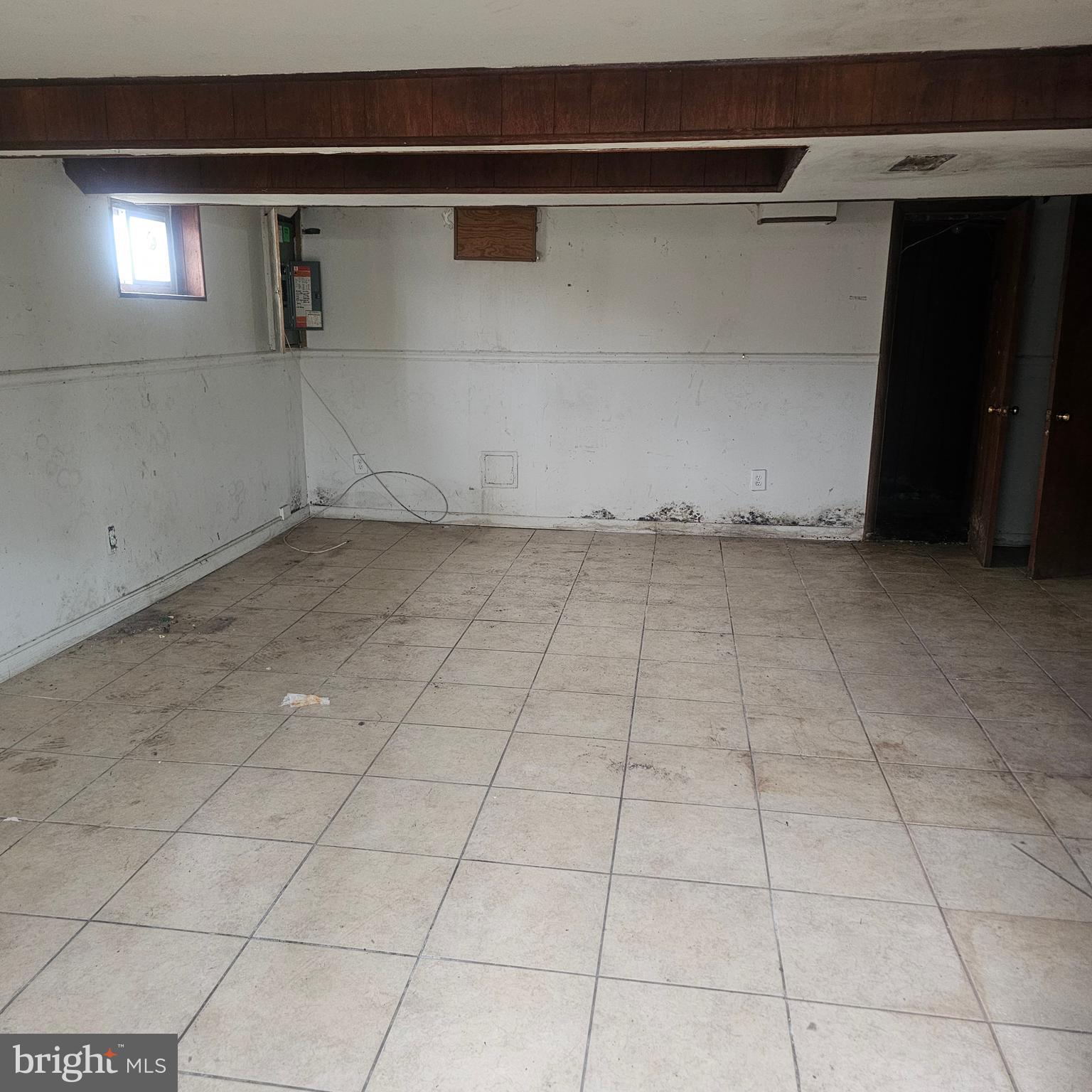 6418 ELLIOTT PLACE