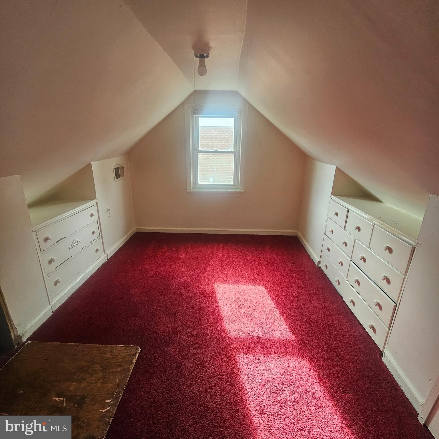 6418 ELLIOTT PLACE
