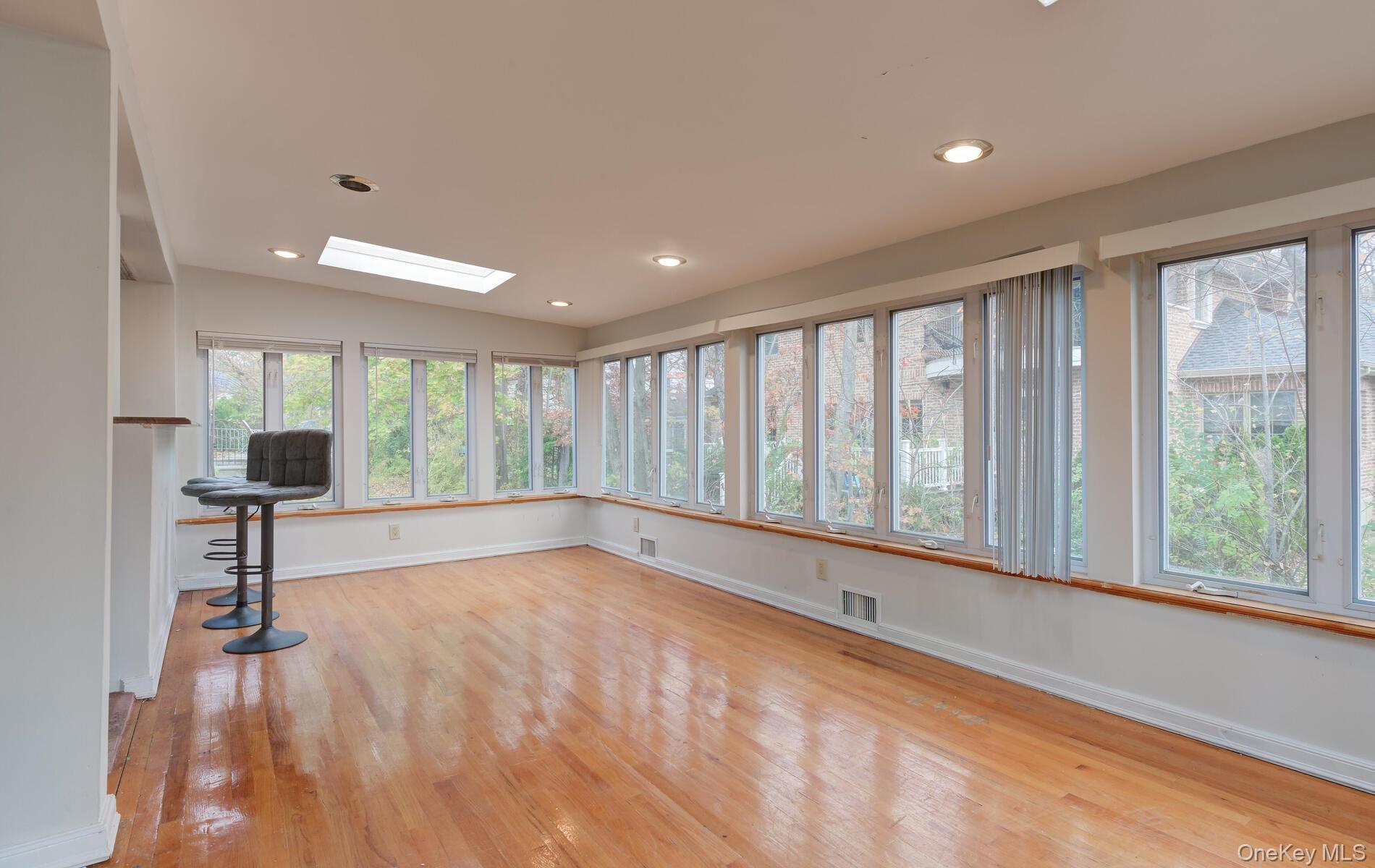 9 Wimbleton Lane
