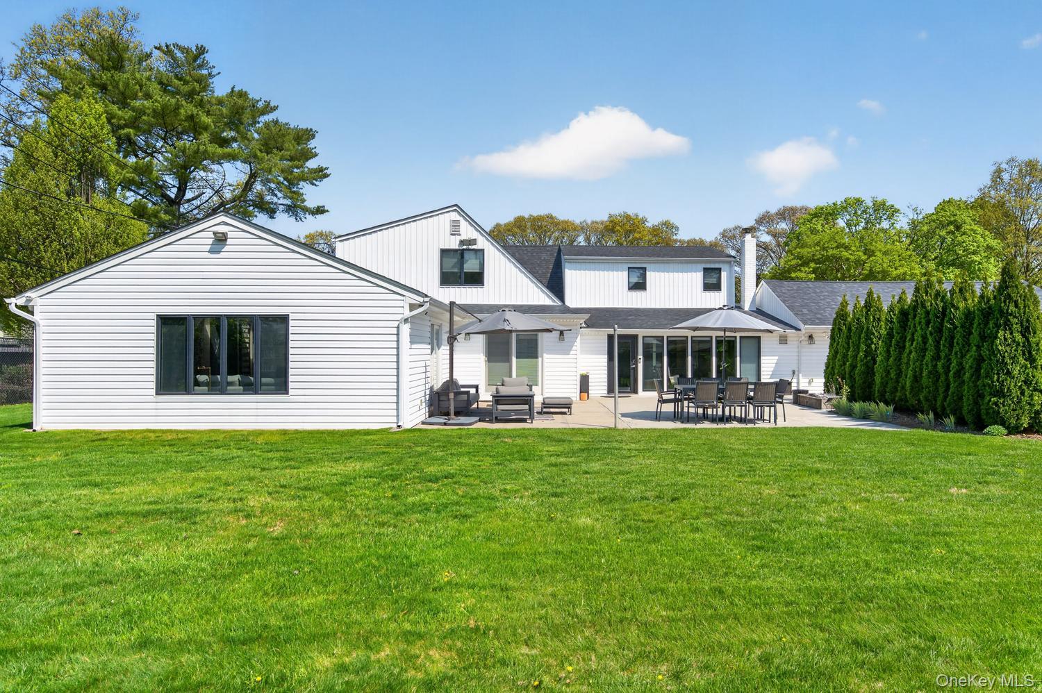 2 Sherwood Lane