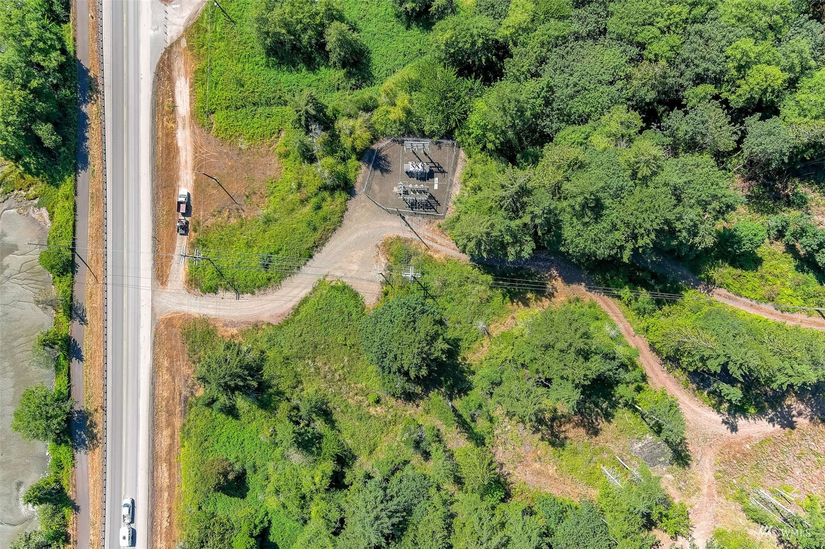 28 XXXX Highway 101