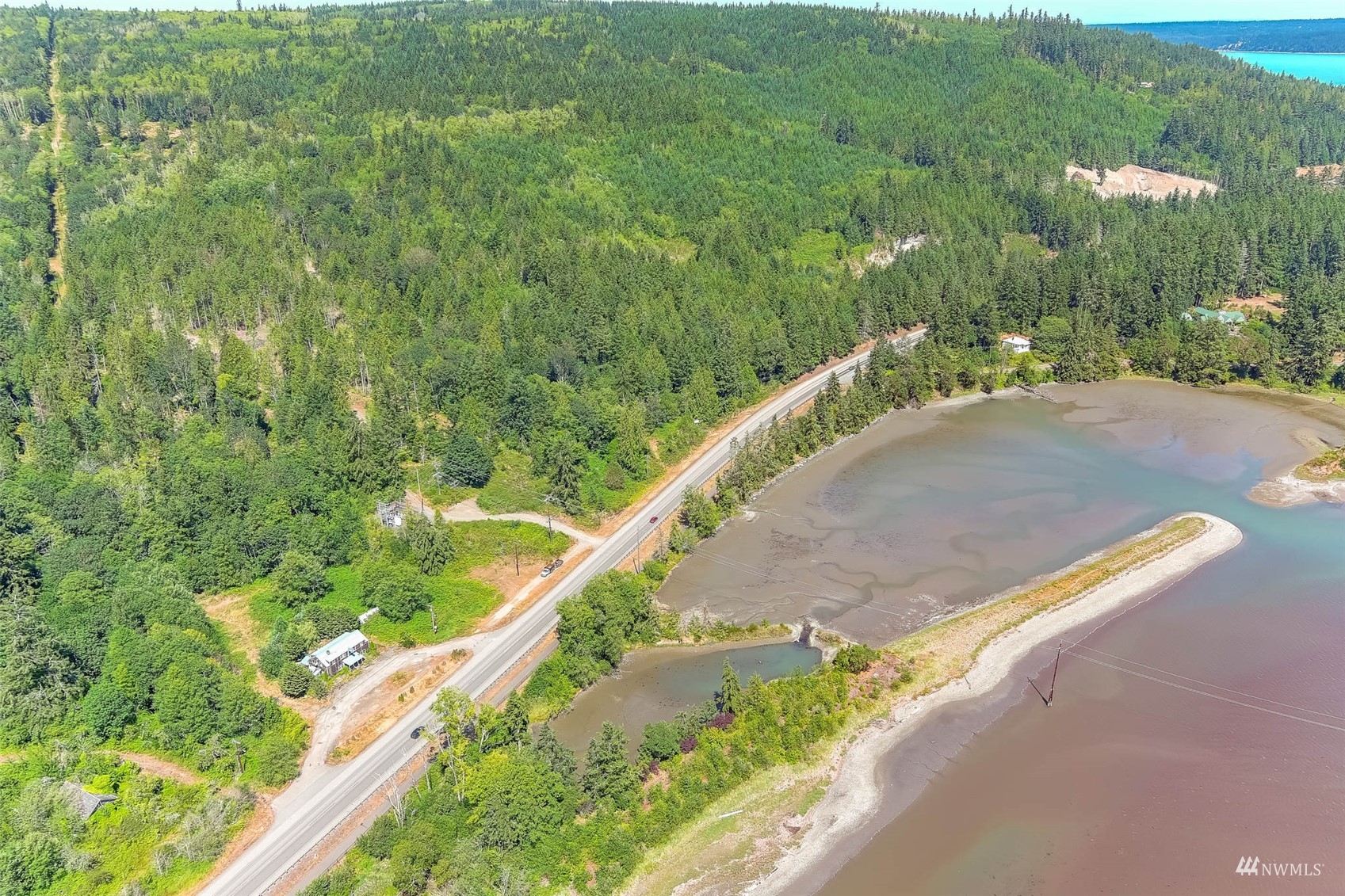 28 XXXX Highway 101