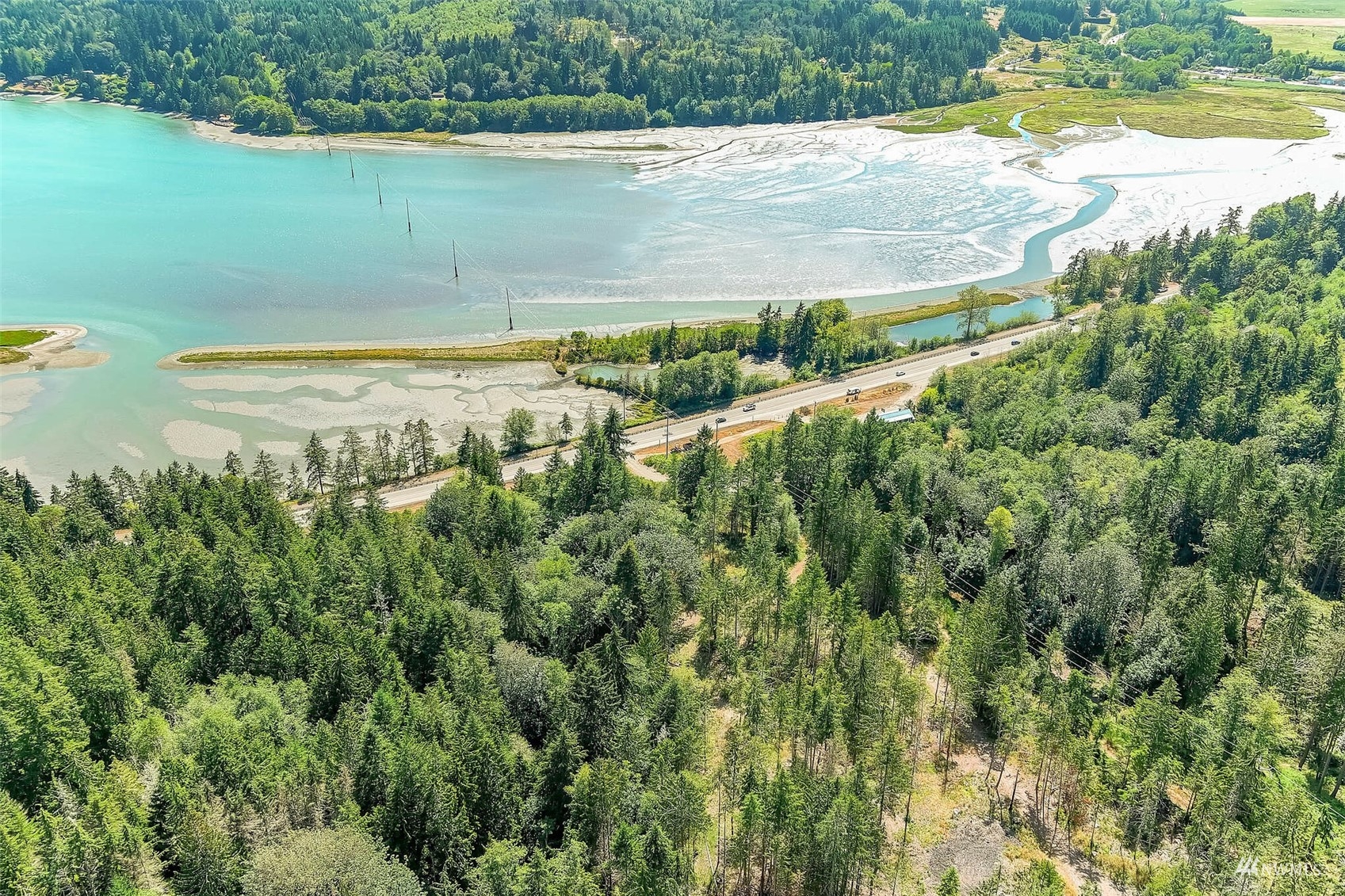 28 XXXX Highway 101