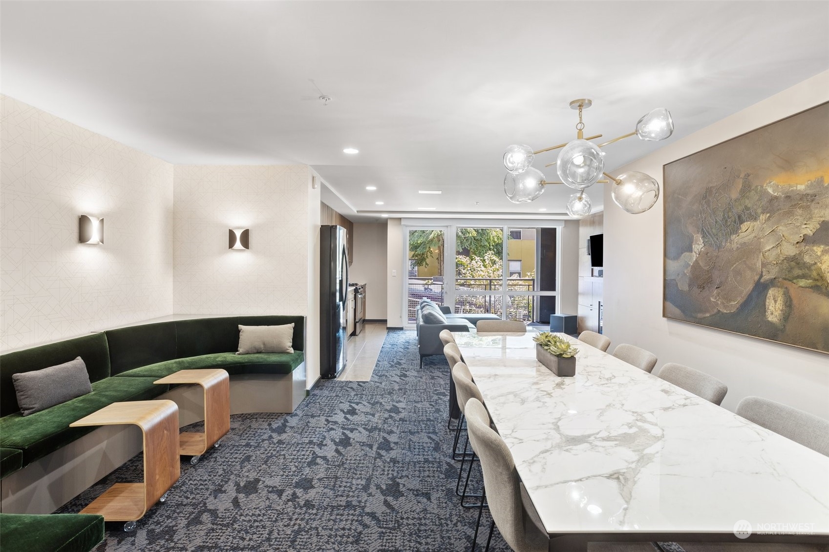 76 Cedar Street Unit: PH09