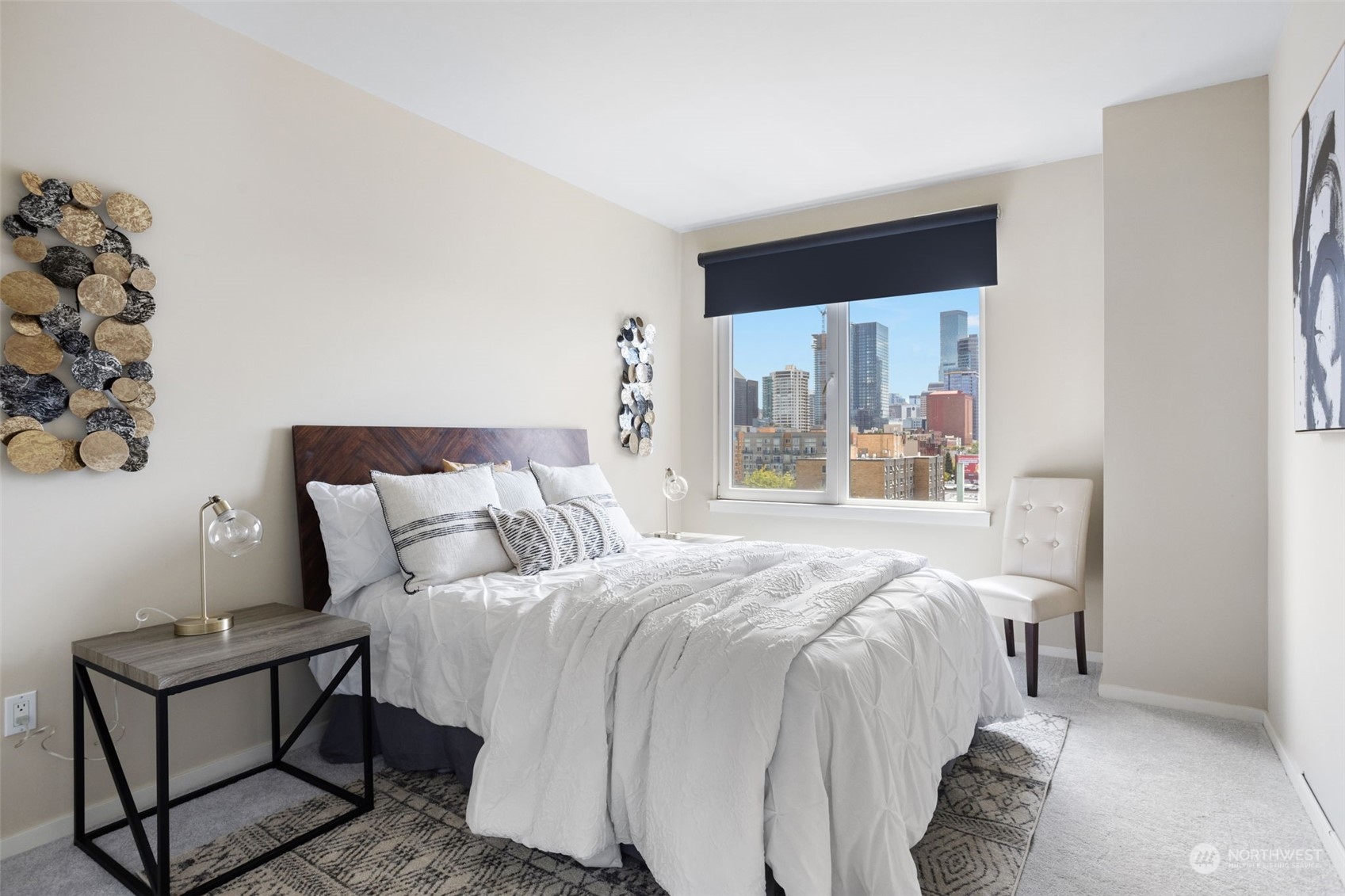 76 Cedar Street Unit: PH09