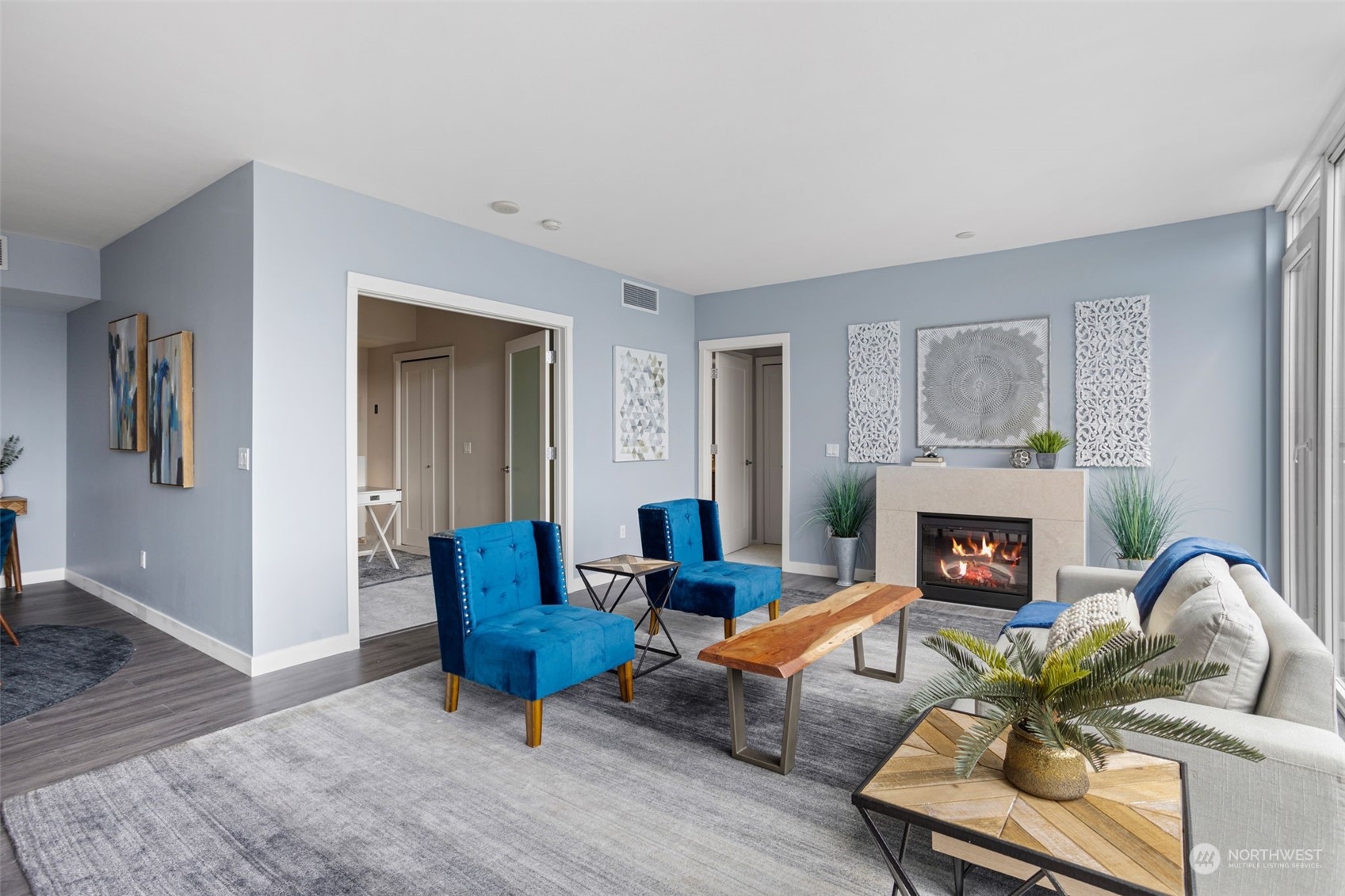 76 Cedar Street Unit: PH09