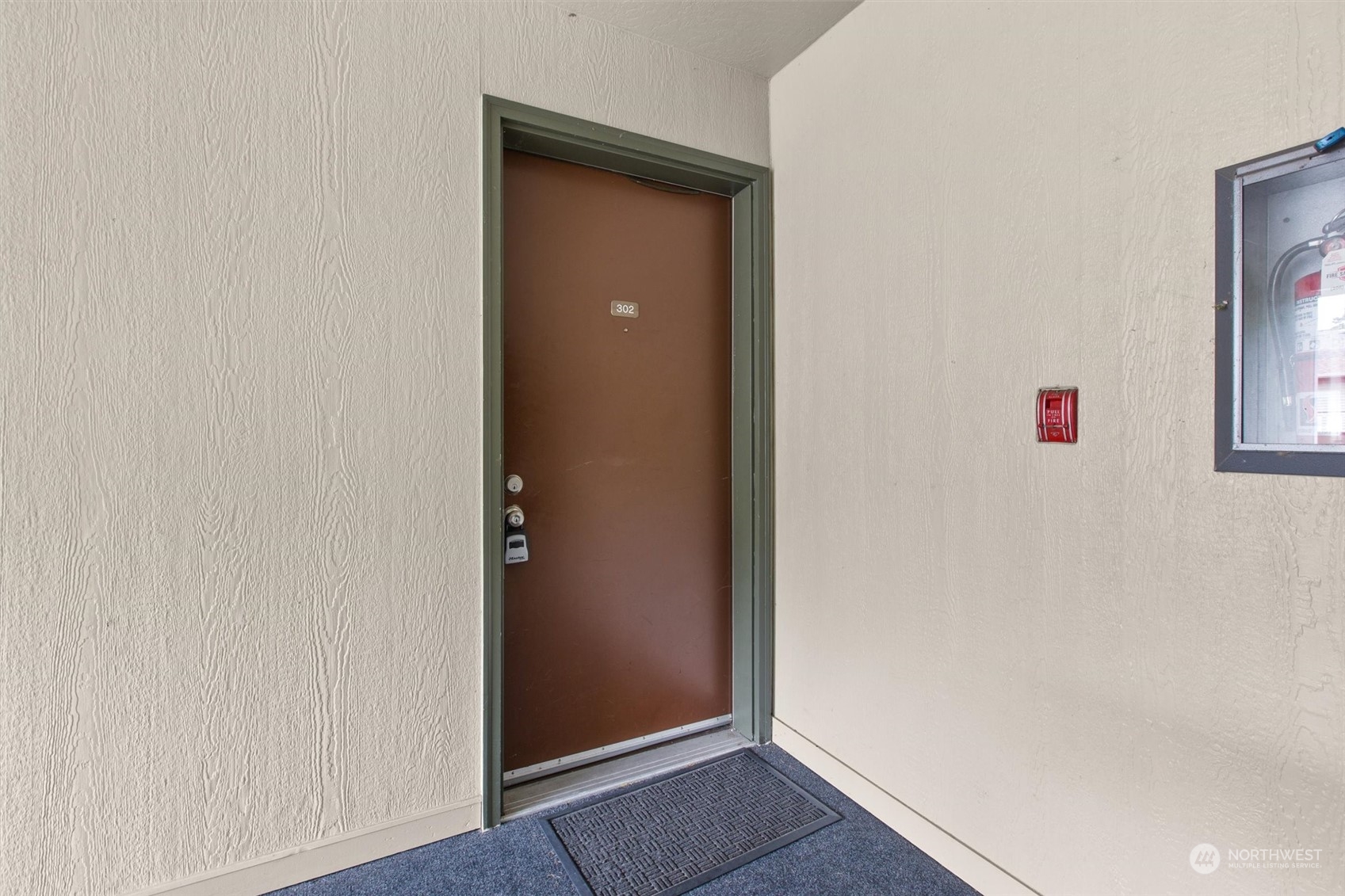 18200 73rd Avenue NE Unit: B302