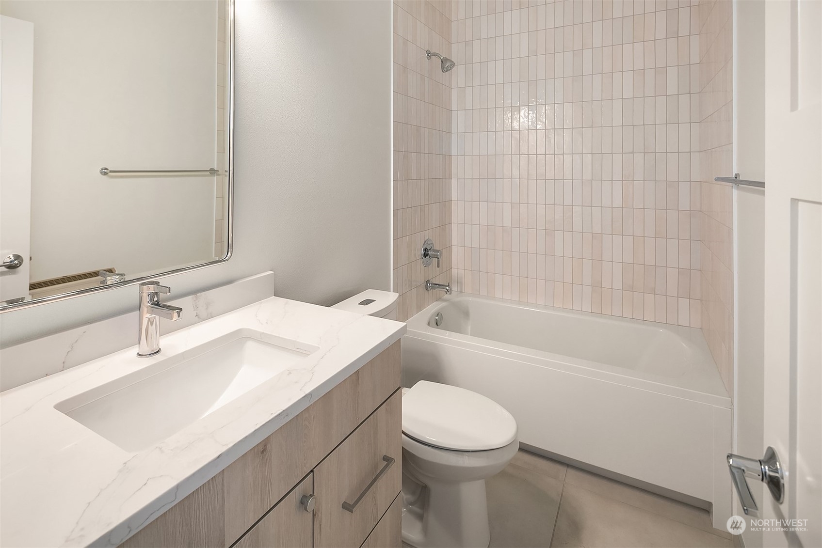 2619 34th Avenue W Unit: B