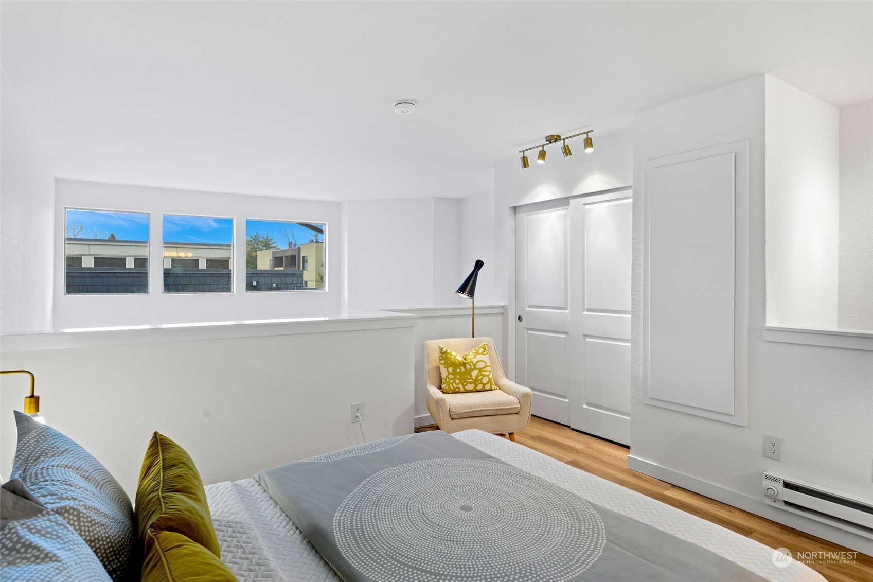 5847 NE 75th Street Unit: A227