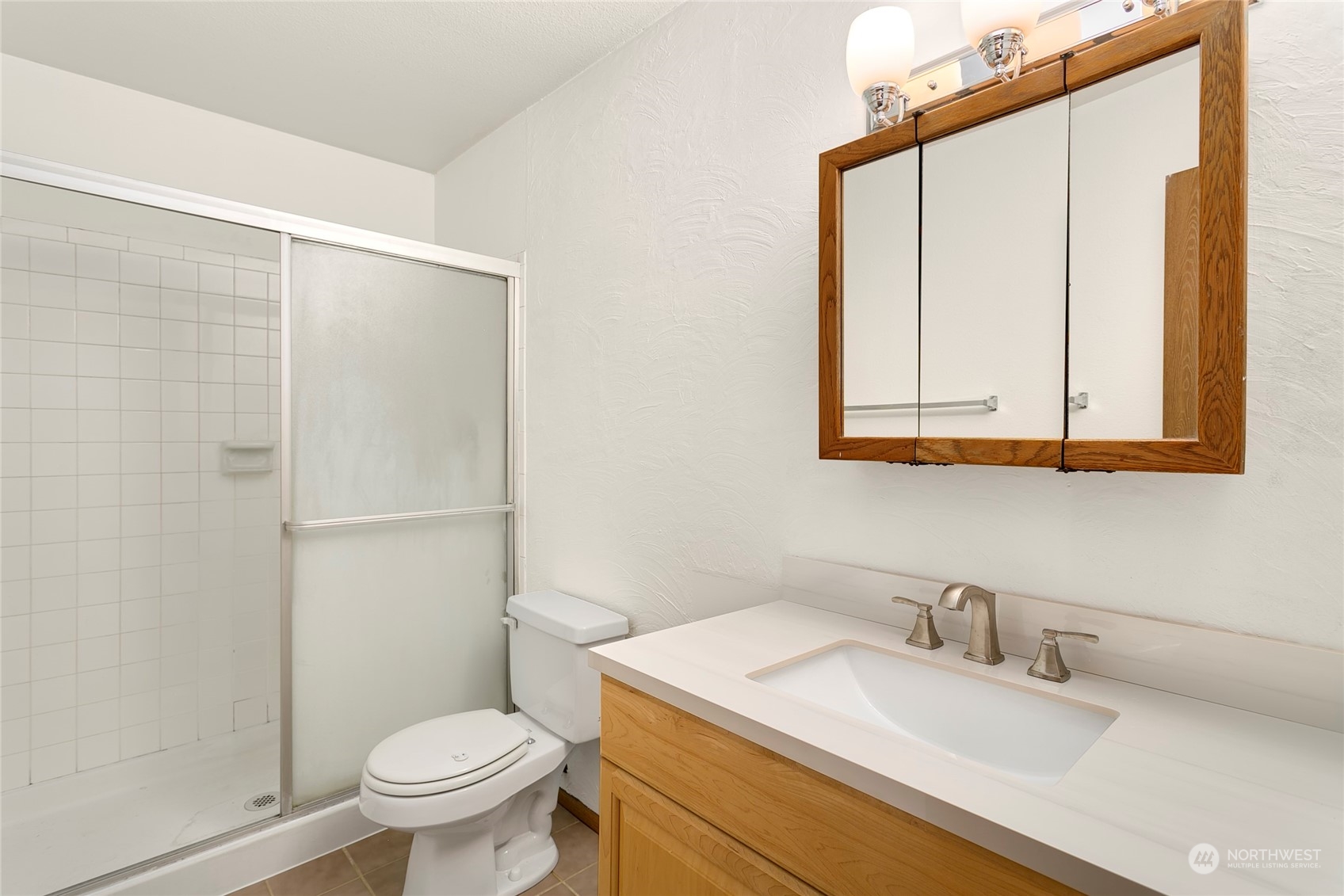5844 NE 75th Street Unit: A205