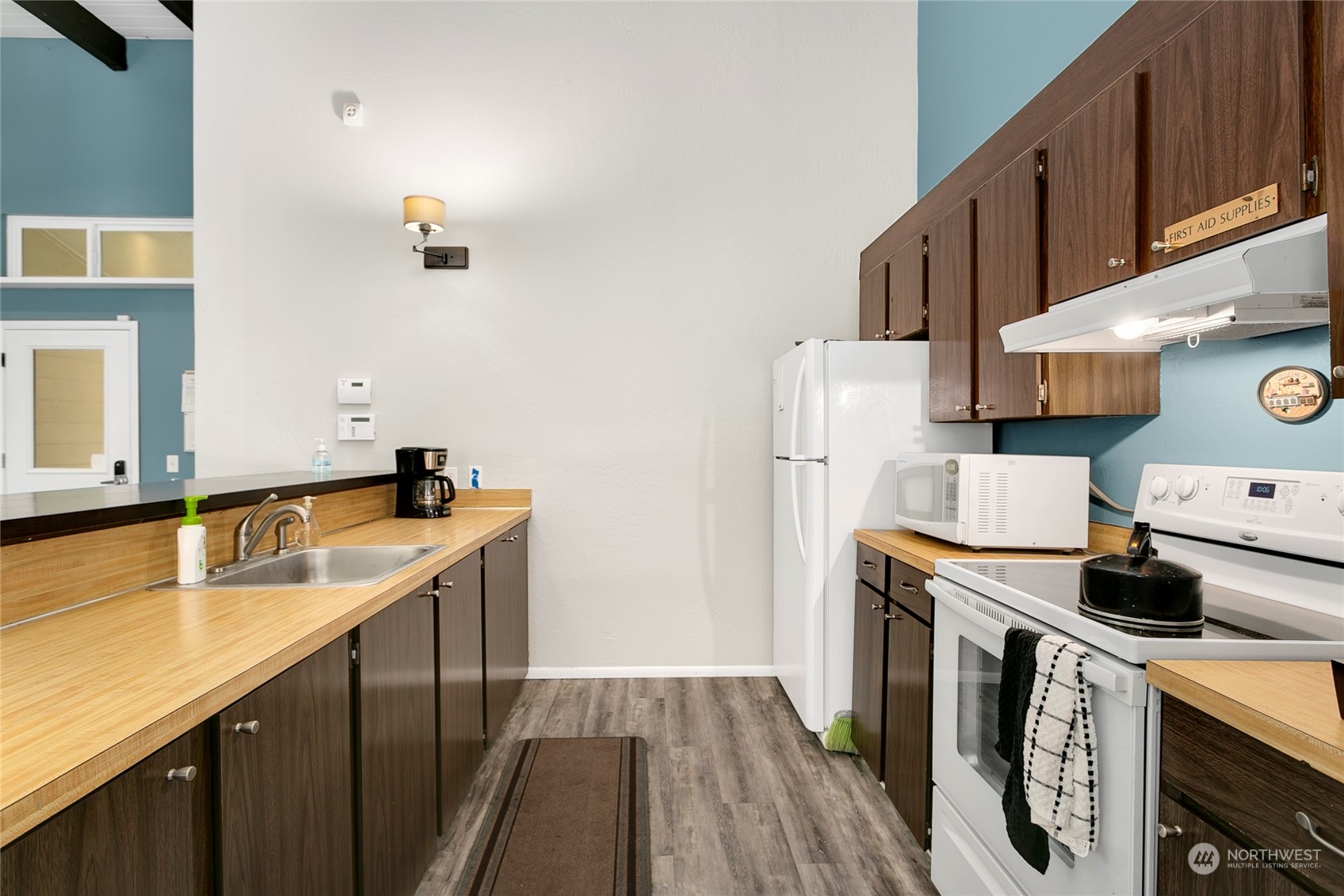 5844 NE 75th Street Unit: A205