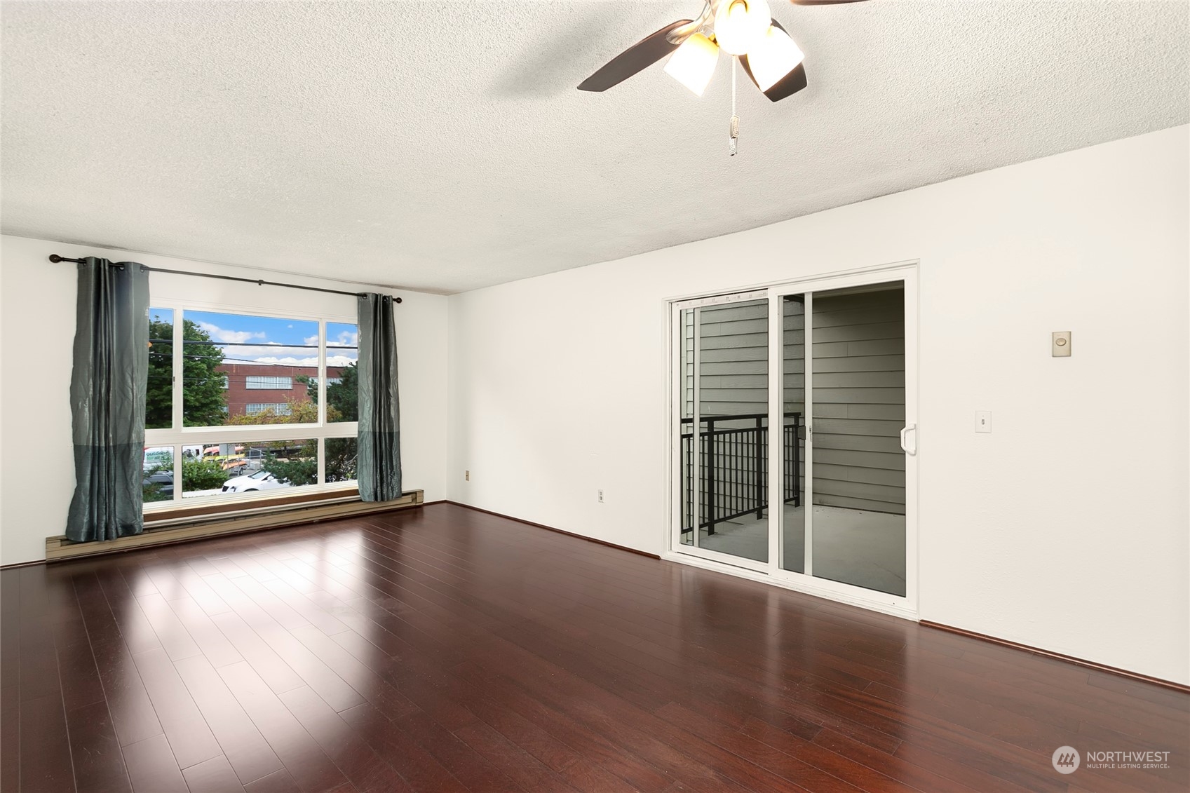 5844 NE 75th Street Unit: A205