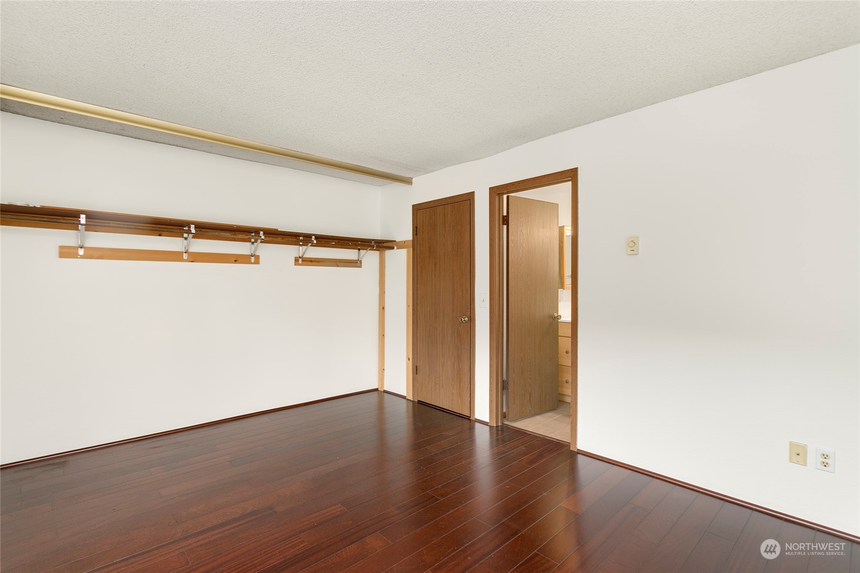 5844 NE 75th Street Unit: A205