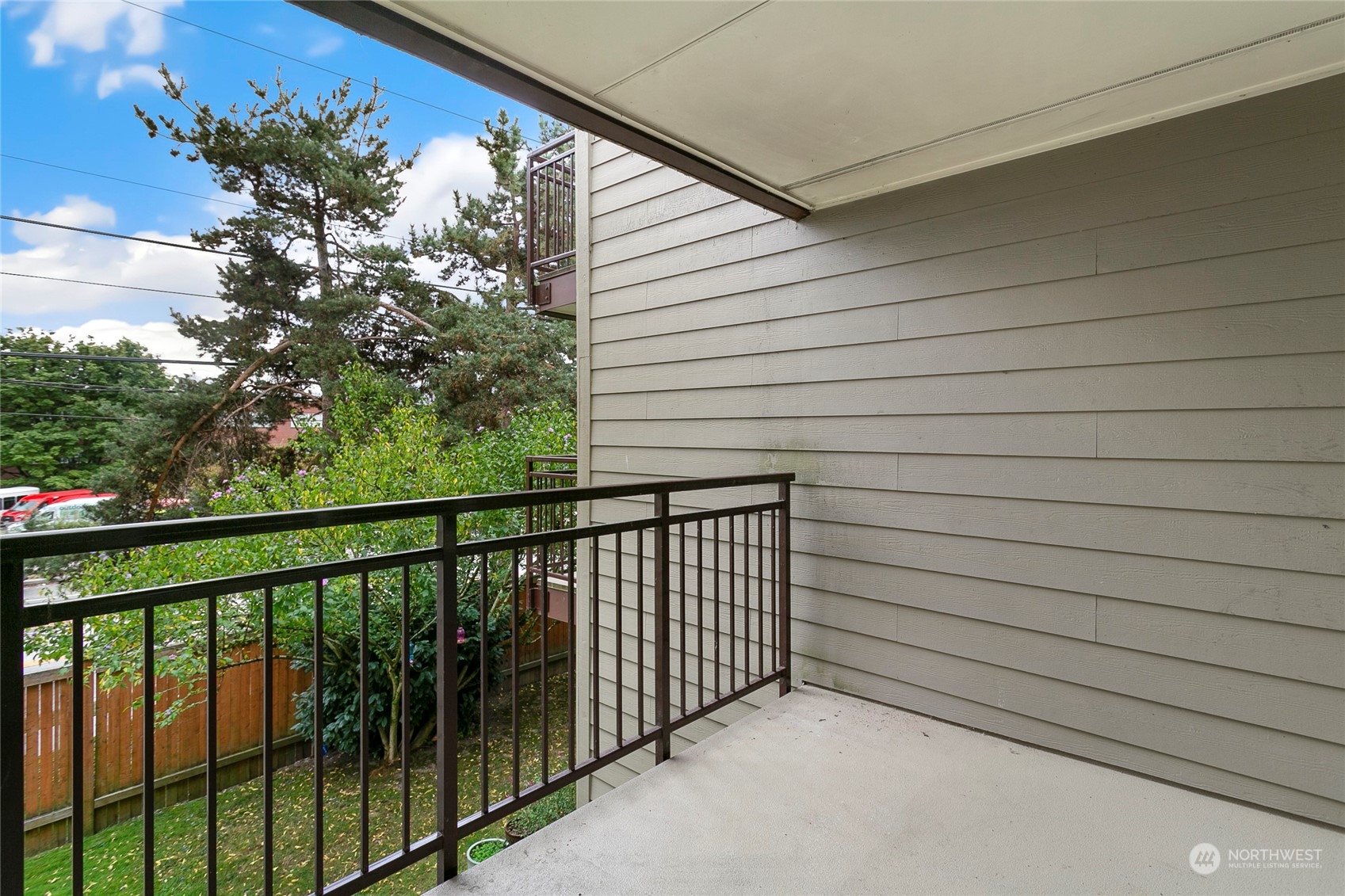 5844 NE 75th Street Unit: A205