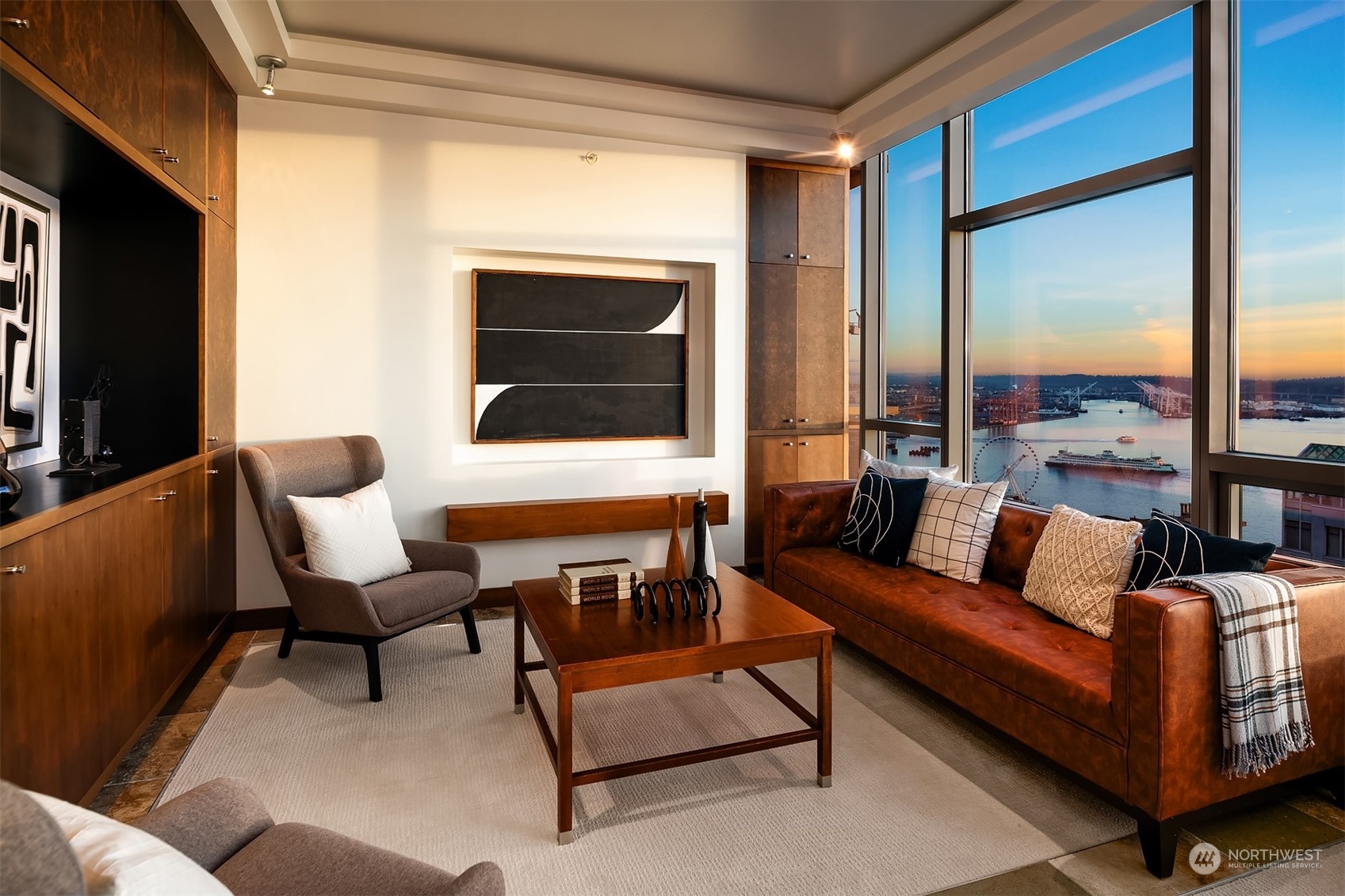 2033 2nd Avenue Unit: 1902
