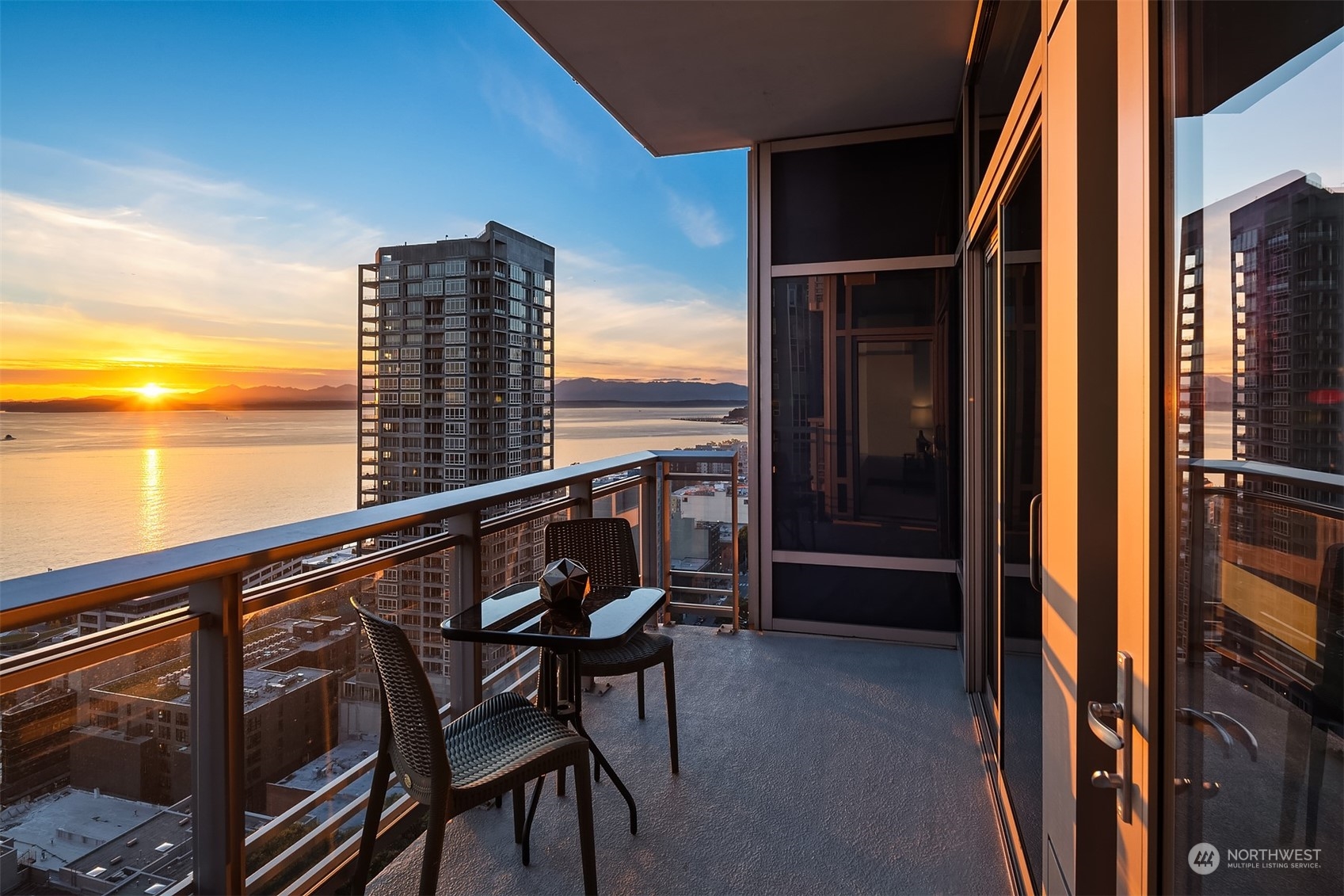 2033 2nd Avenue Unit: 1902